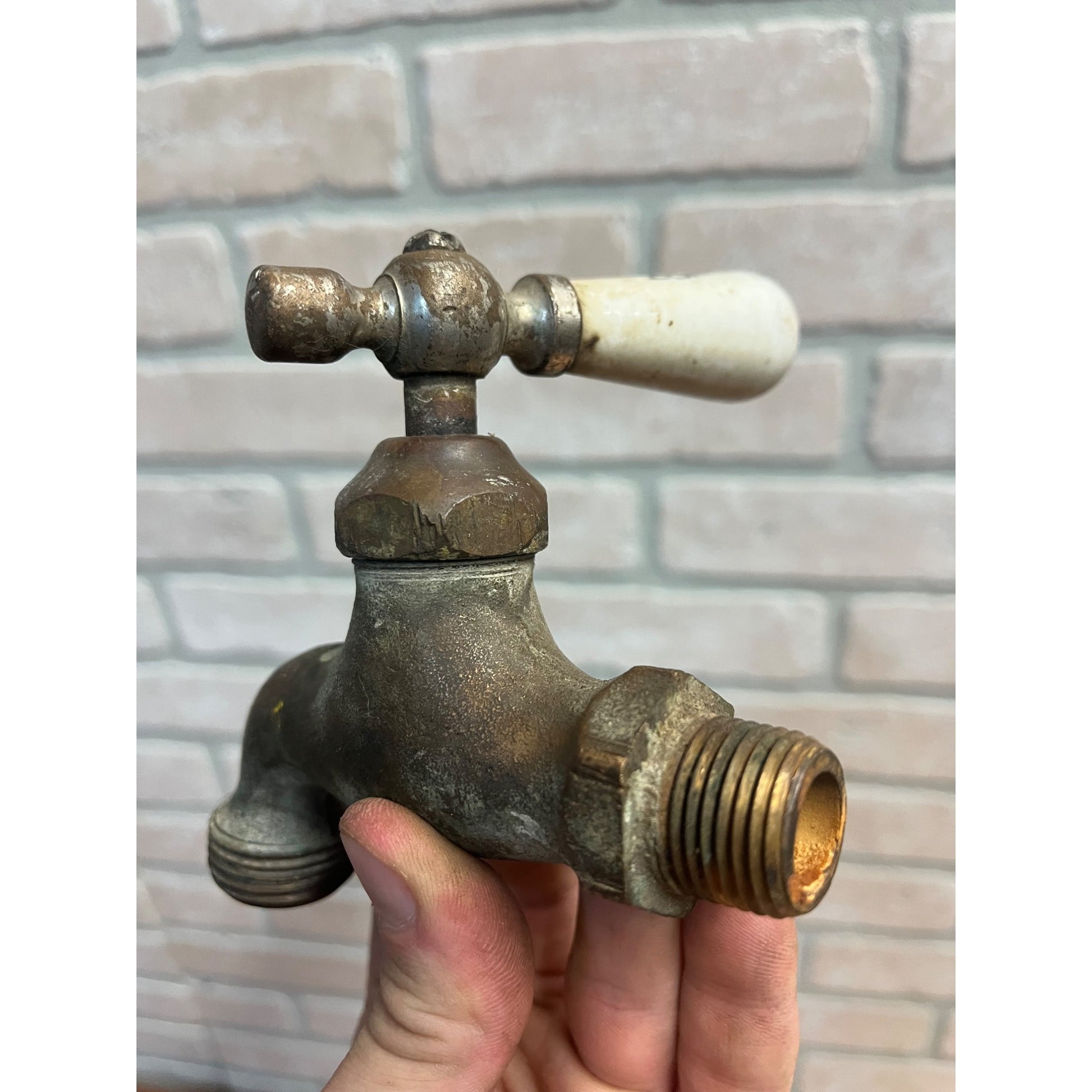 Vintage Hot Bathroom Sink Tub Faucet Spout Brass Porcelain