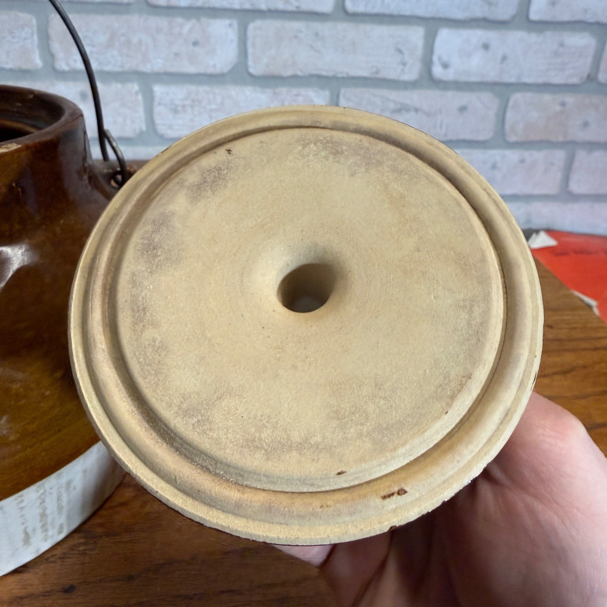 Vintage Red Wing Bean Pot Wire Bail Handle Union Stoneware Co Carmel Color W/ Lid