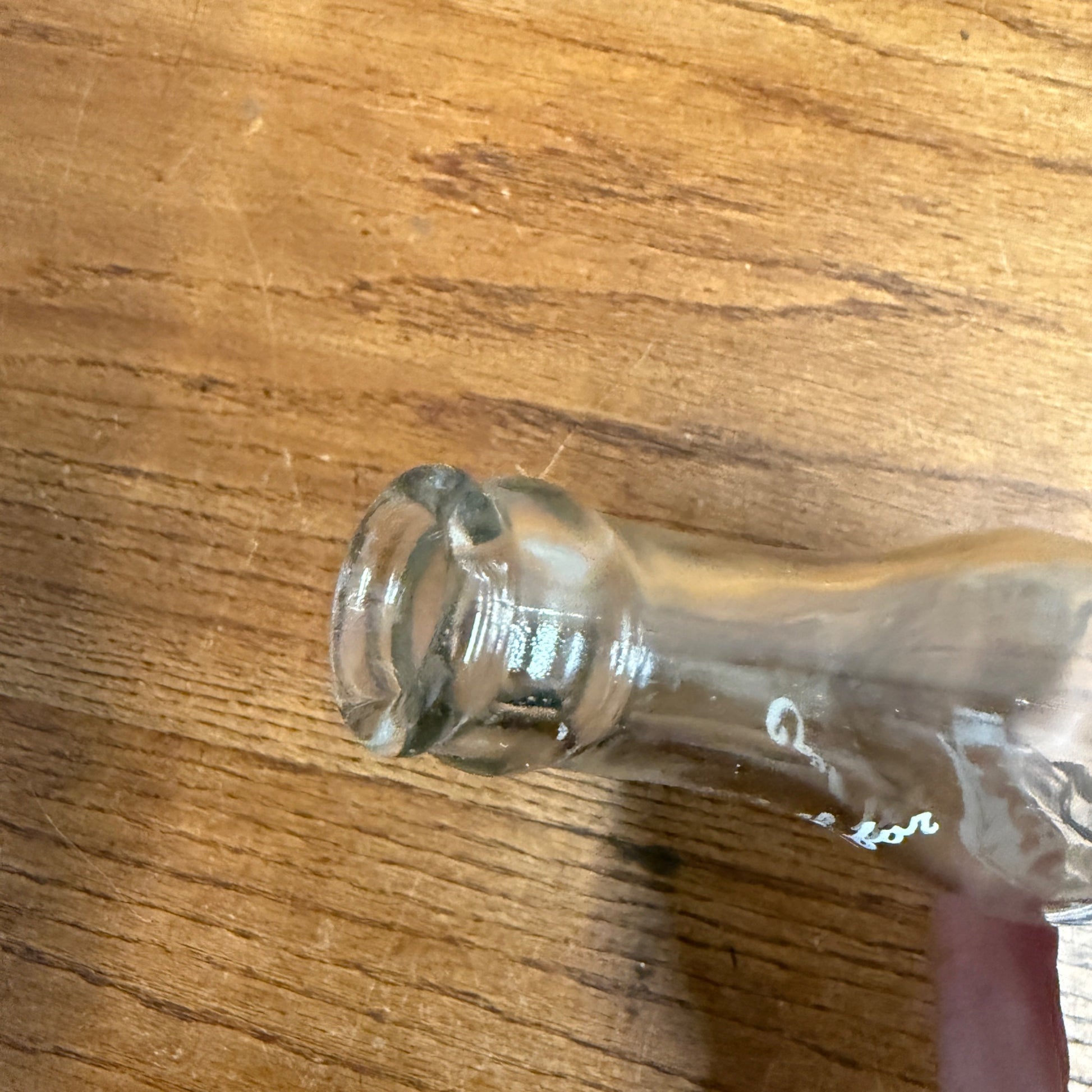 RARE Vintage Mr Grape Sky High Beverage Co. -- Milwaukee Wis -- ACL Soda Bottle