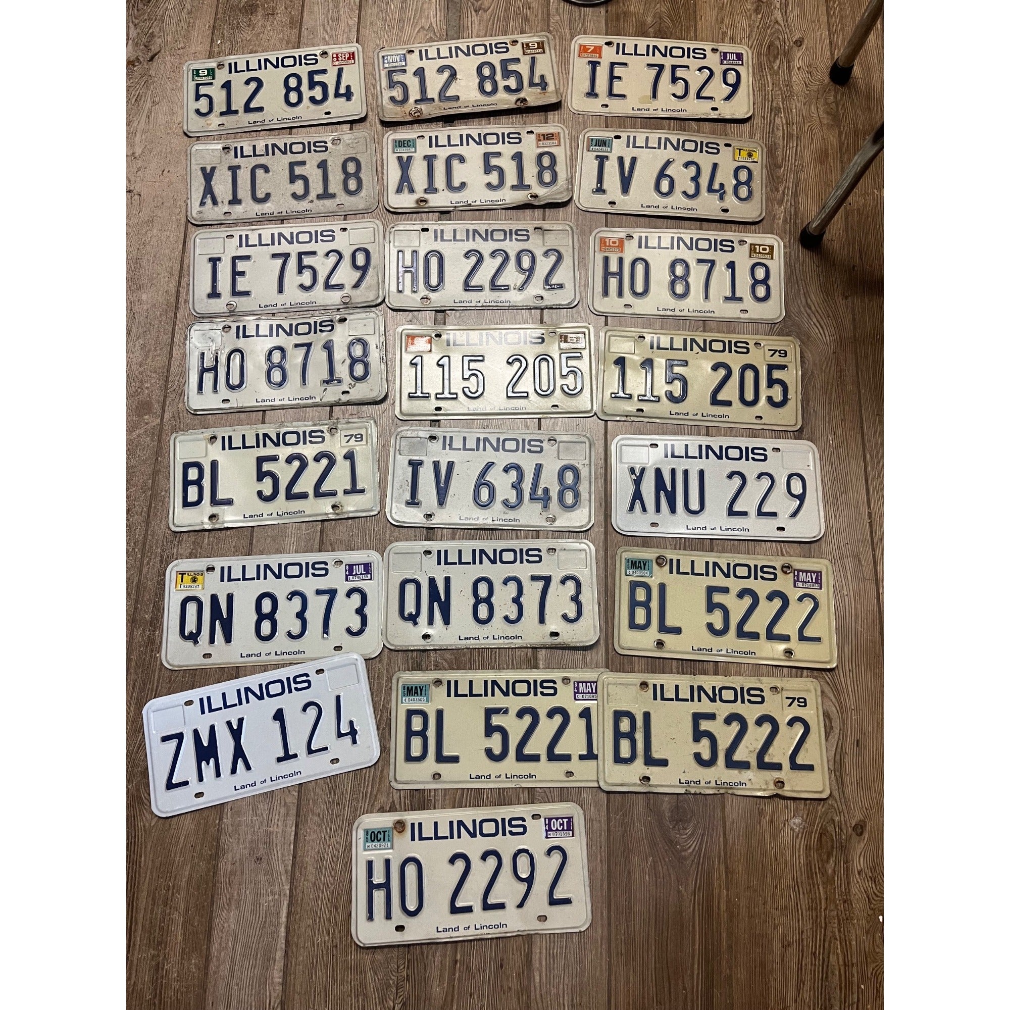 Vintage Large Lot (22) Illinois License Plates 1980s Blue / White Land of Lincoln