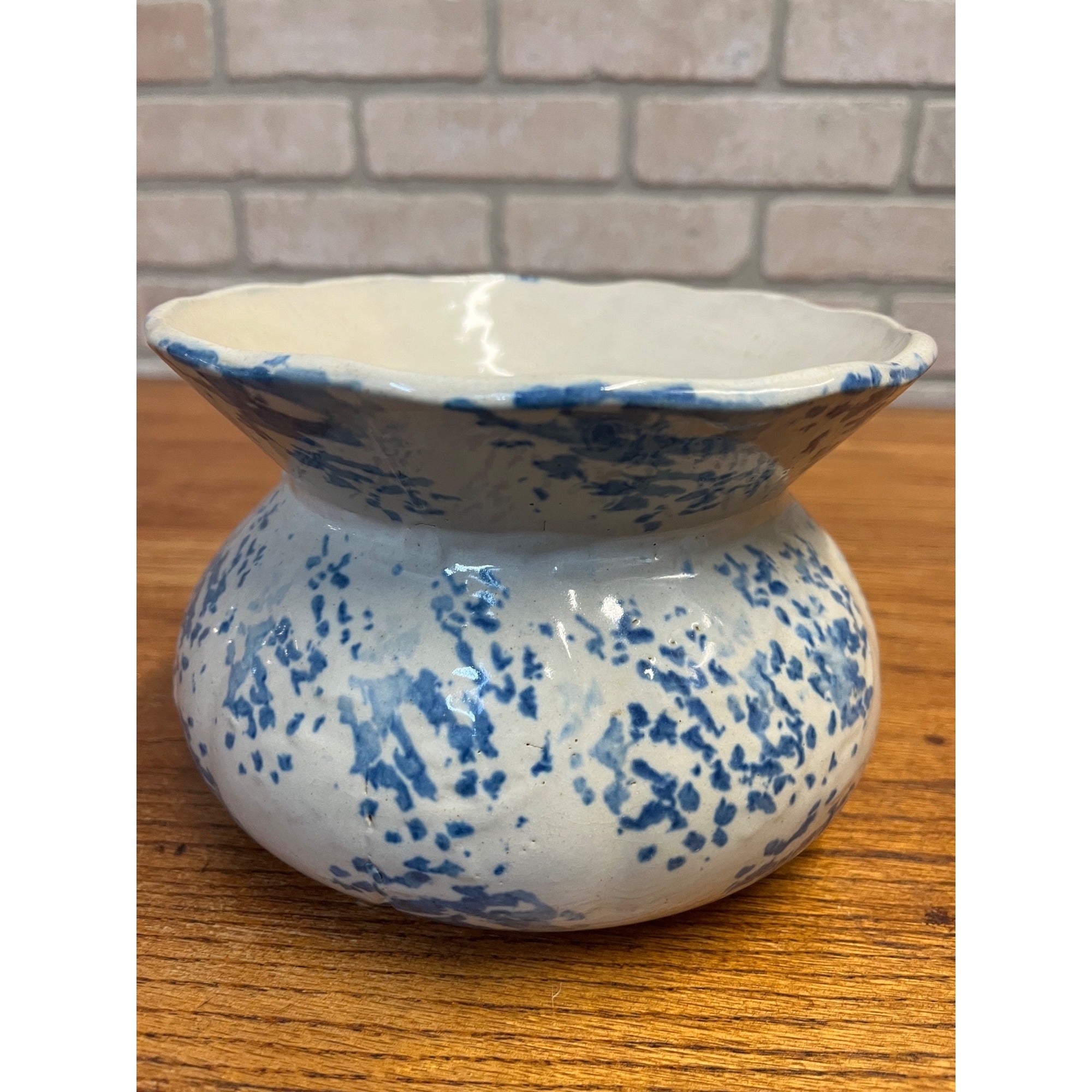 Antique Stoneware Blue & White Spittoon Cuspidor Primitive Farmhouse 1800s