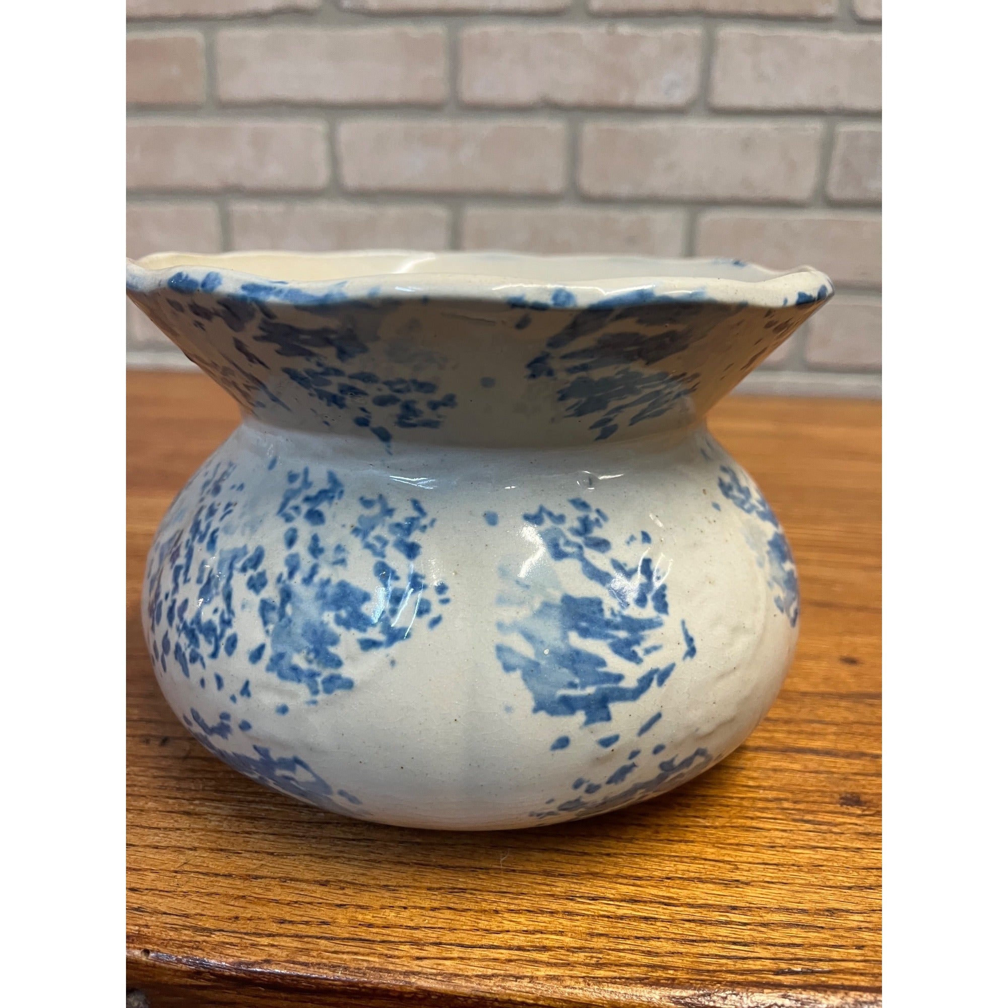 Antique Stoneware Blue & White Spittoon Cuspidor Primitive Farmhouse 1800s