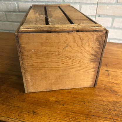 Vintage Christmas Seasons Greetings Wooden Fruit Crate w/ Label As-Is