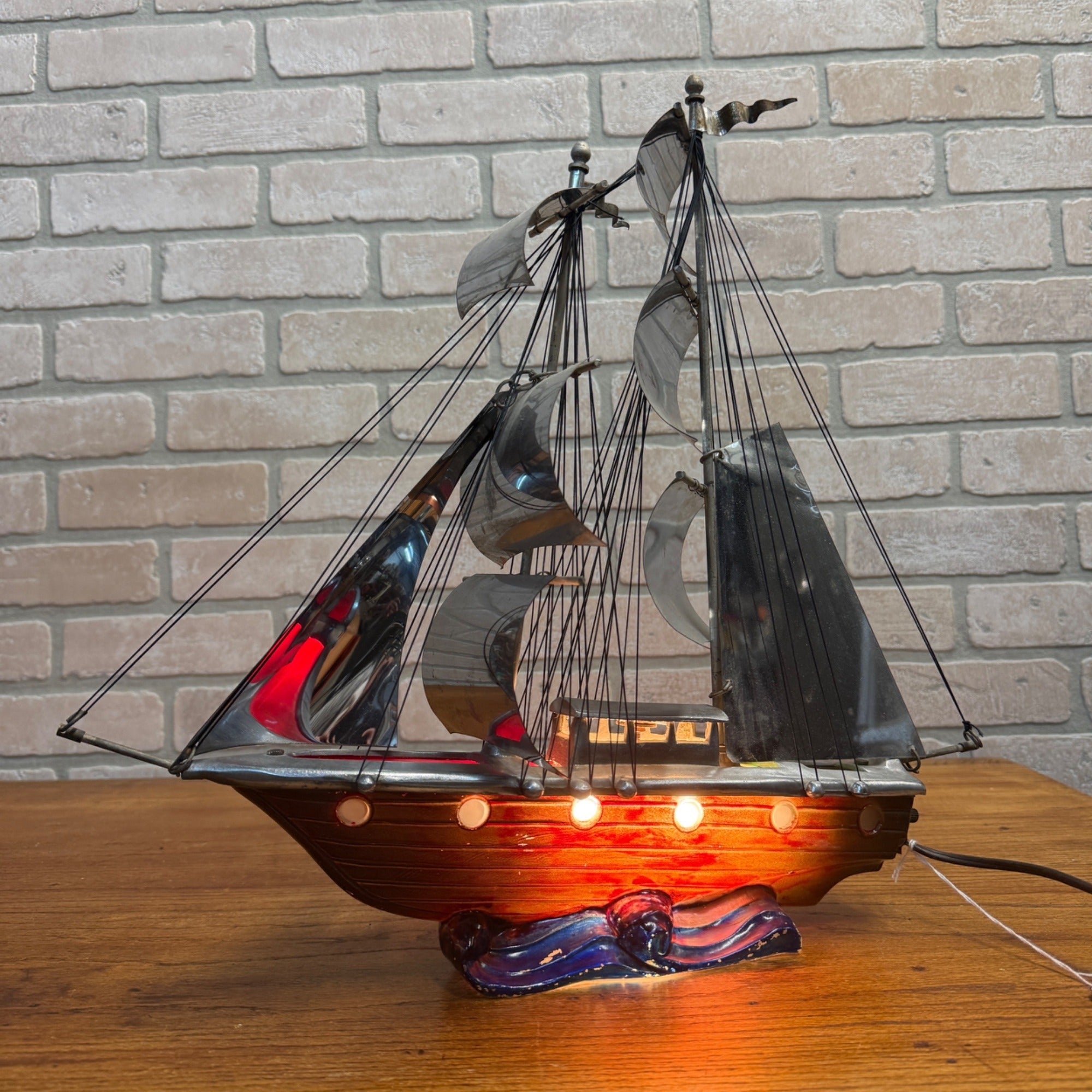 Vintage Mid Century Ceramic TV Lamp Sailboat Ship Yacht Night Light Nautical