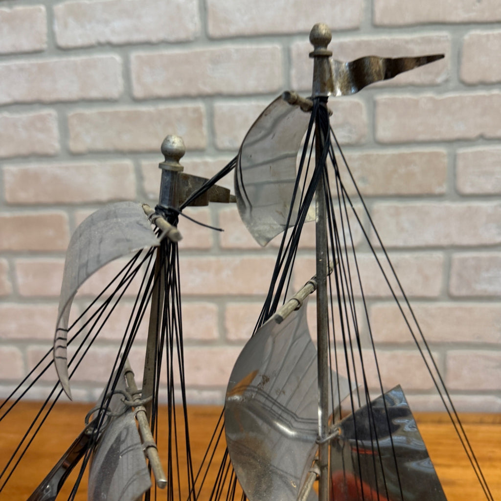 Vintage Mid Century Ceramic TV Lamp Sailboat Ship Yacht Night Light Nautical