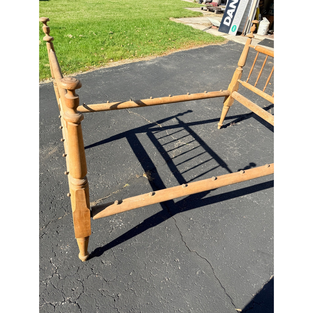 Antique 19th Century Primitive Maple Wood Spindle Rope Bed 3/4 Size