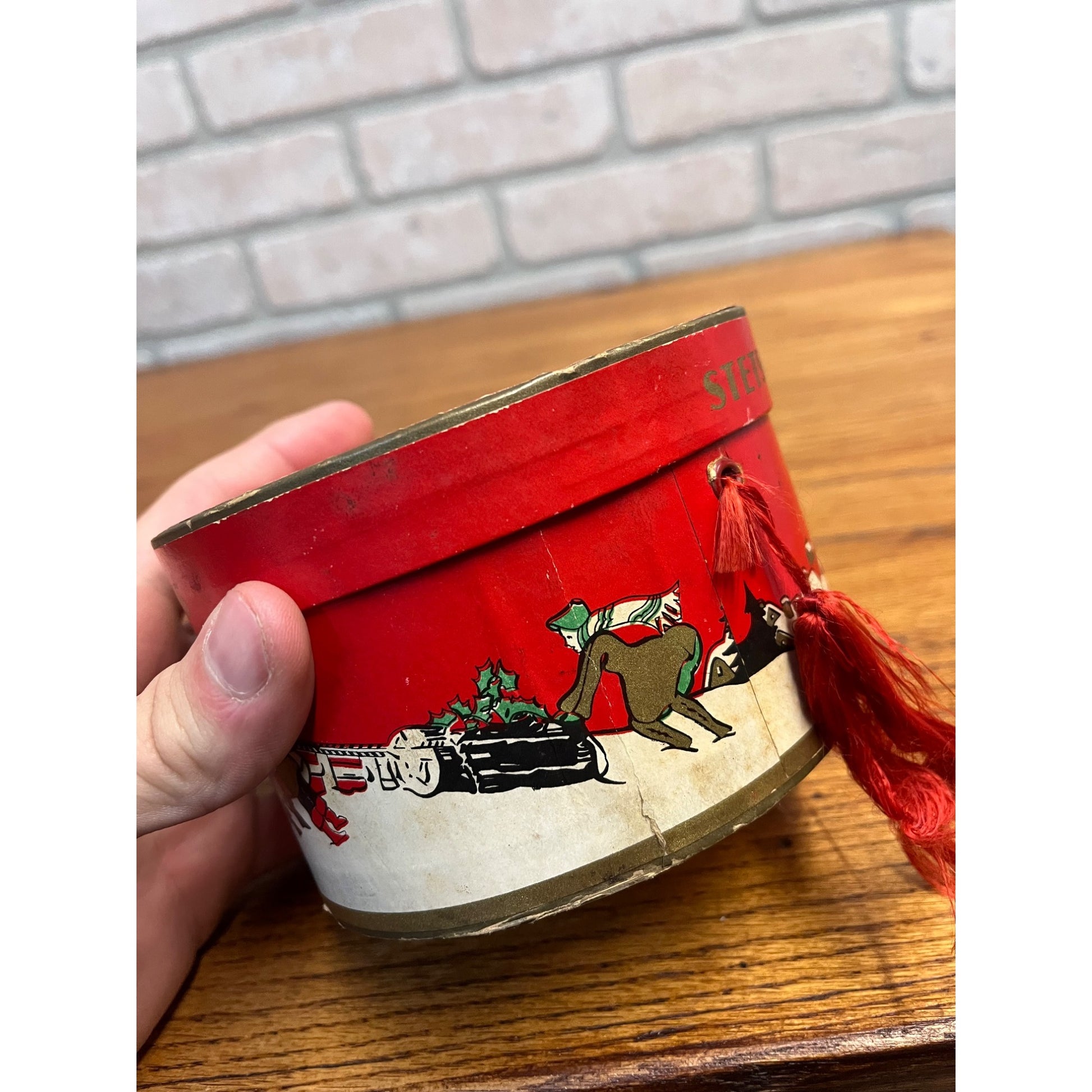 Antique Stetson Miniature Salesman Sample Hat + Christmas Scene Box