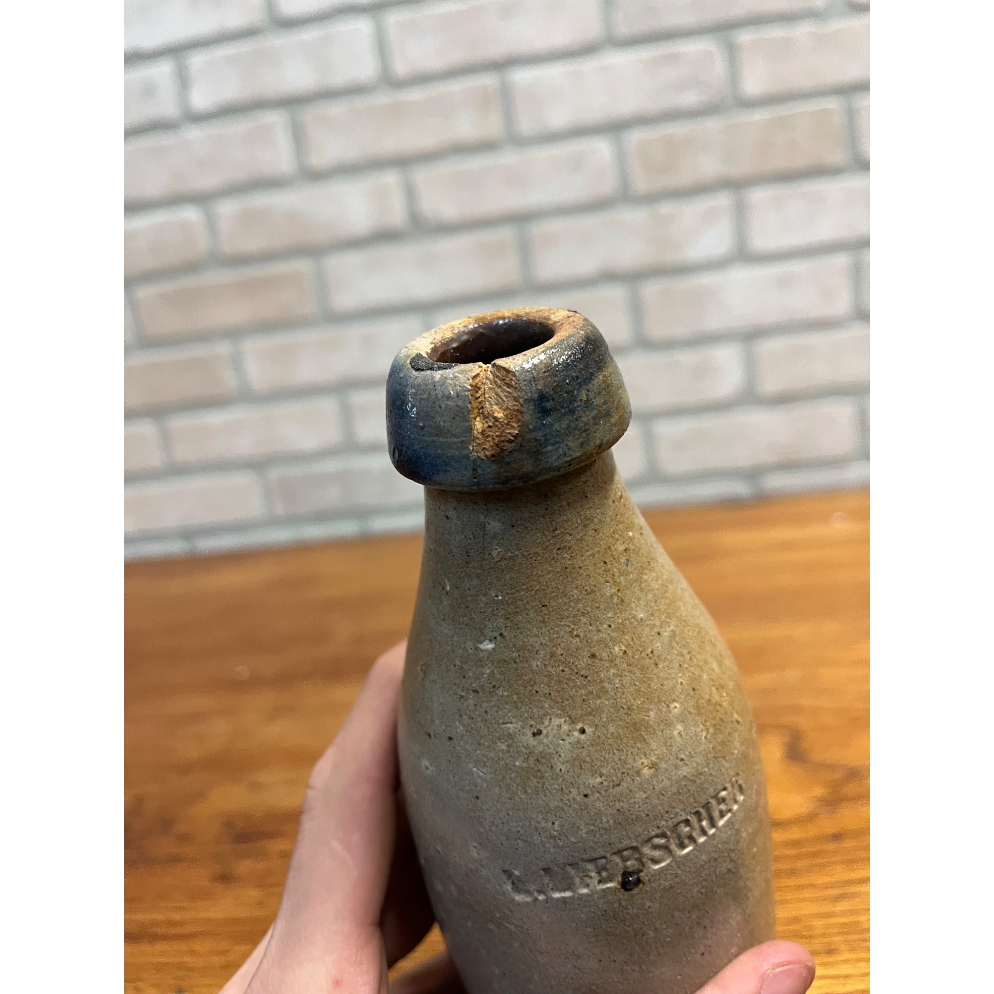 Antique Early  L. Liebscher Milwaukee Wis. Clay Stoneware Beige Beer Bottle