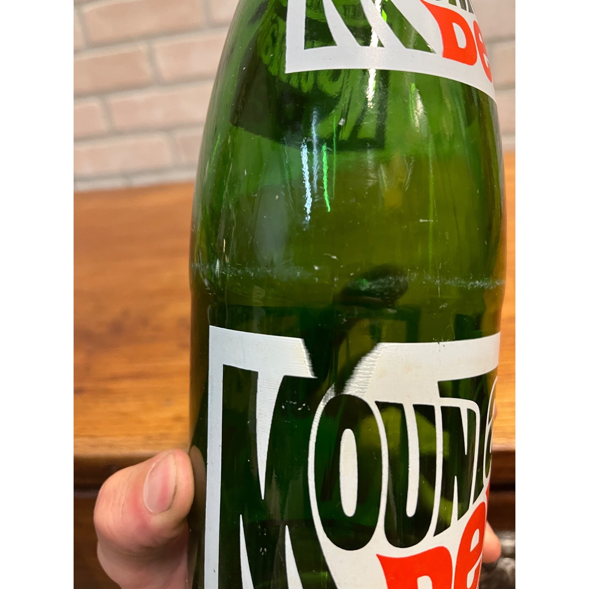 Vintage Mountain Dew 1 Quart Glass Bottle 32oz Soda Pop Drink 1970s