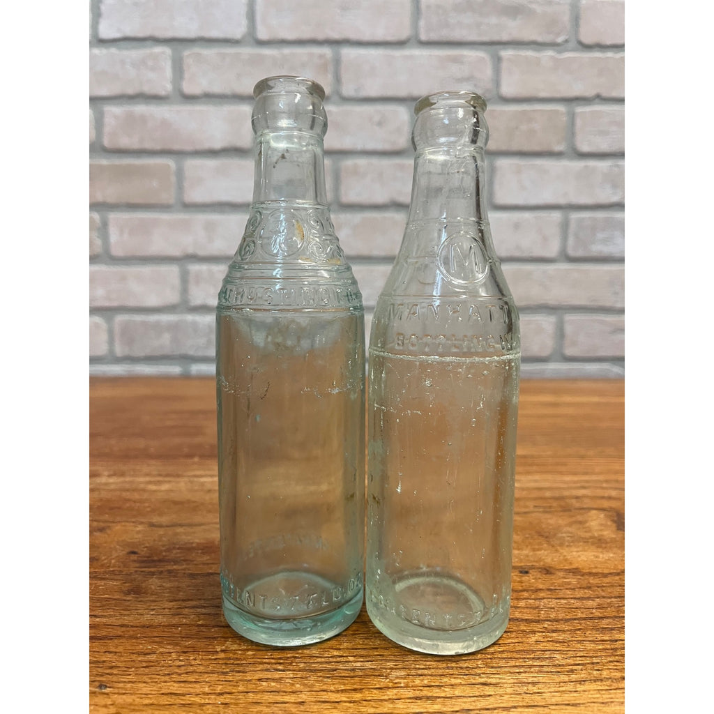 (2) Milwaukee Soda Bottles Manhattan & EL Husting 7oz Wisconsin