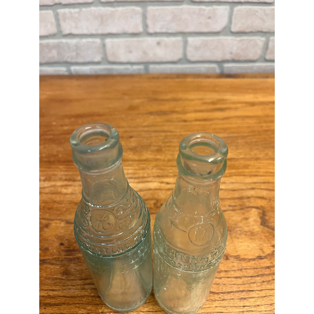 (2) Milwaukee Soda Bottles Manhattan & EL Husting 7oz Wisconsin