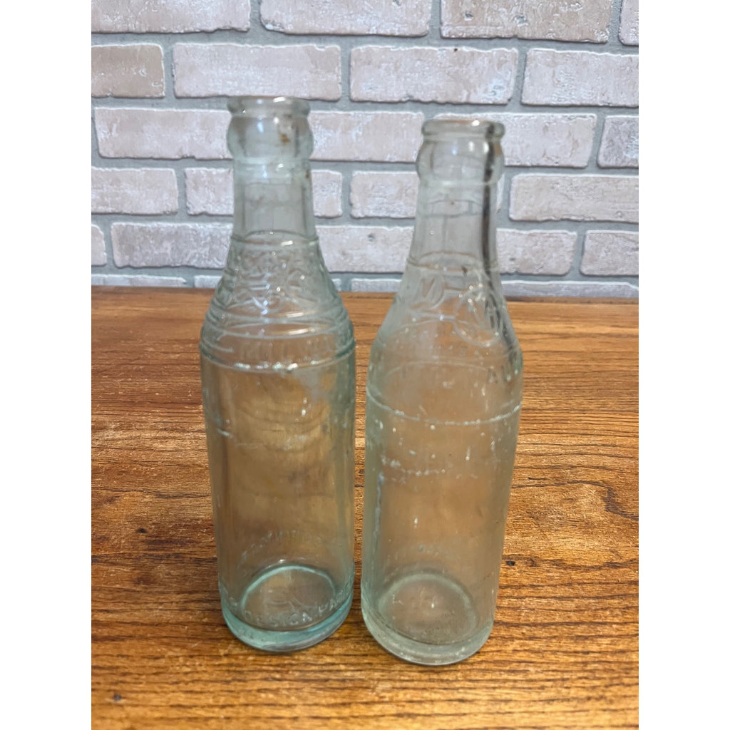 (2) Milwaukee Soda Bottles Manhattan & EL Husting 7oz Wisconsin