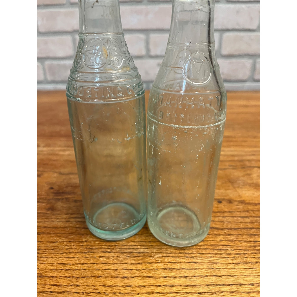 (2) Milwaukee Soda Bottles Manhattan & EL Husting 7oz Wisconsin