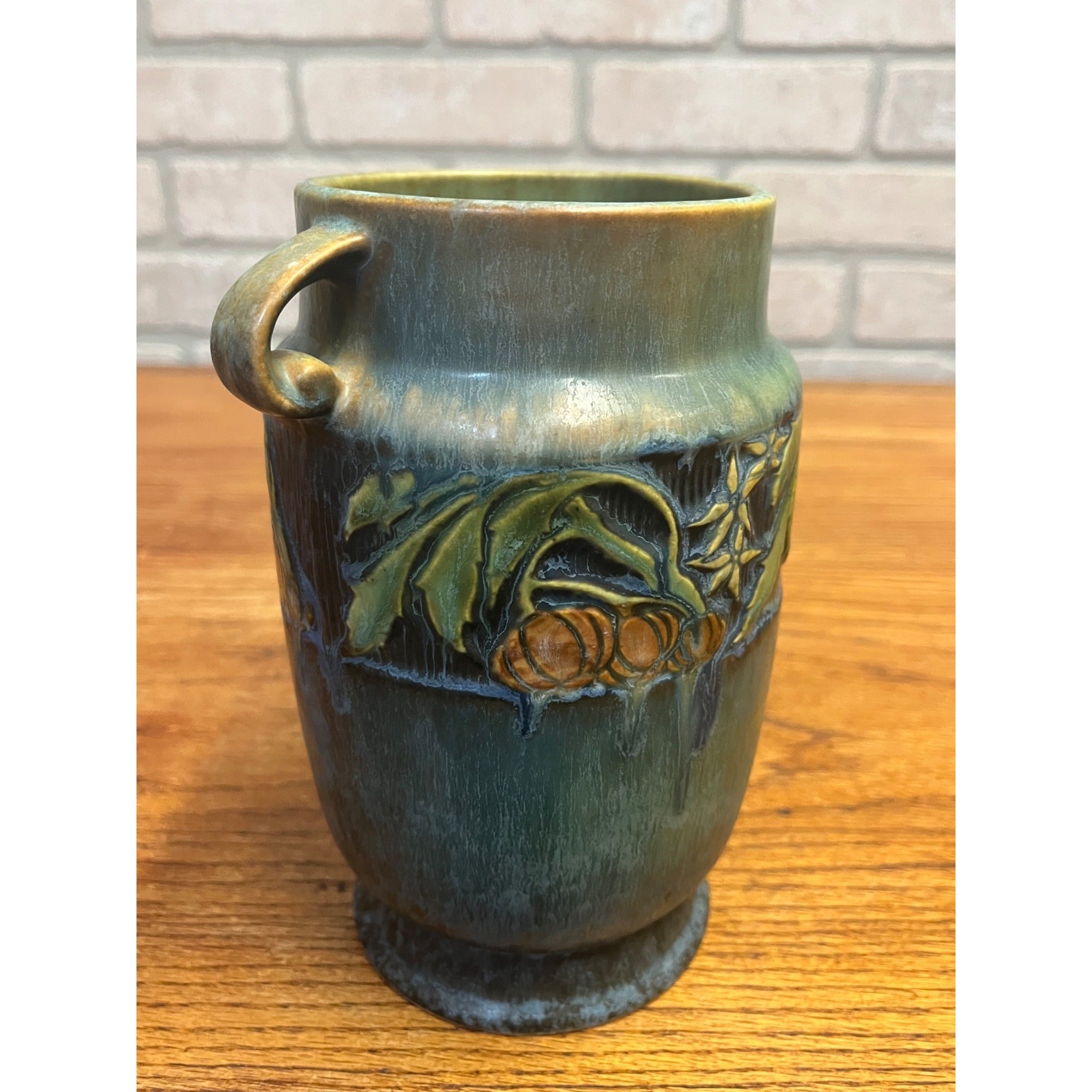 Roseville Baneda Green 1932 Vintage Arts And Crafts Pottery Ceramic Vase 592-7