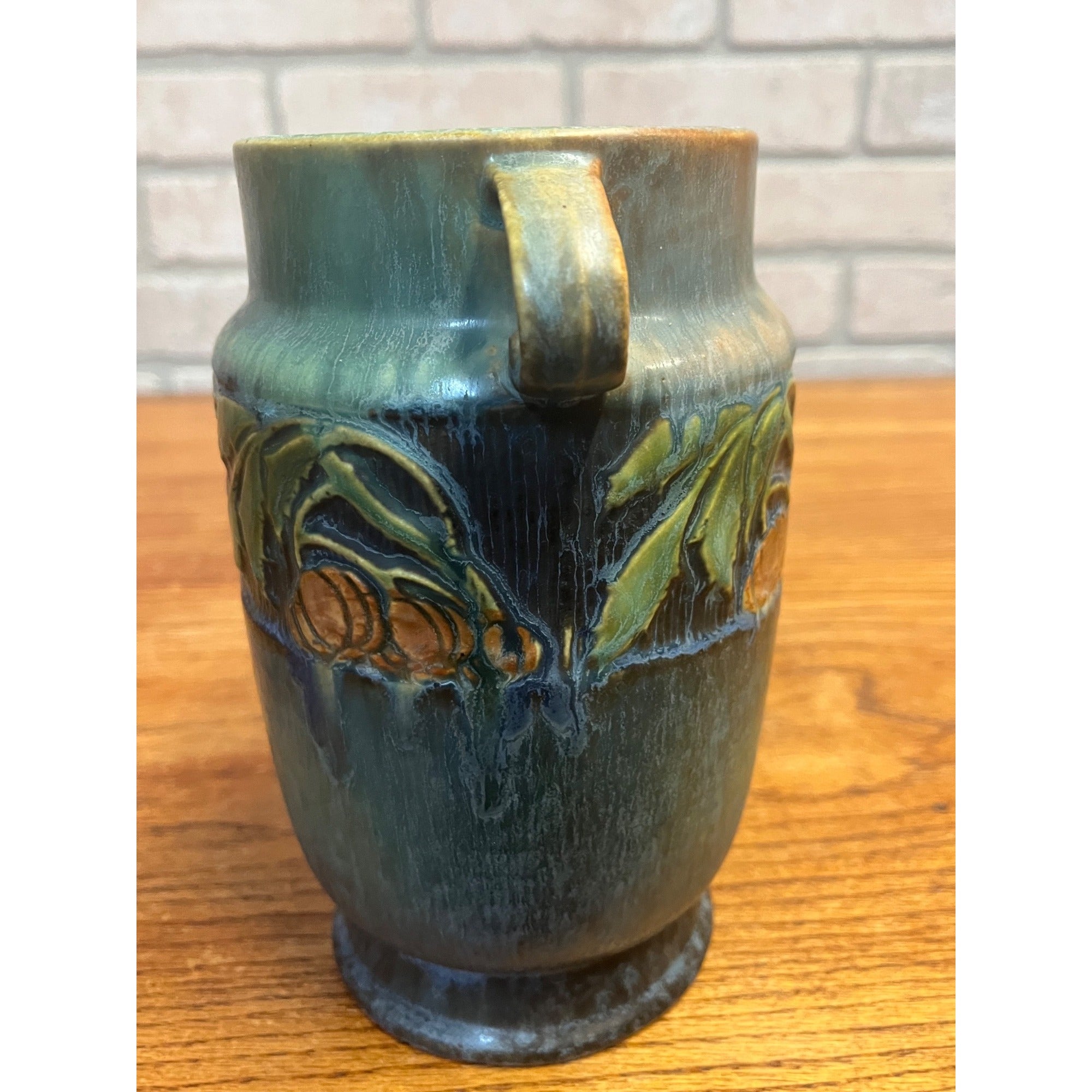 Roseville Baneda Green 1932 Vintage Arts And Crafts Pottery Ceramic Vase 592-7