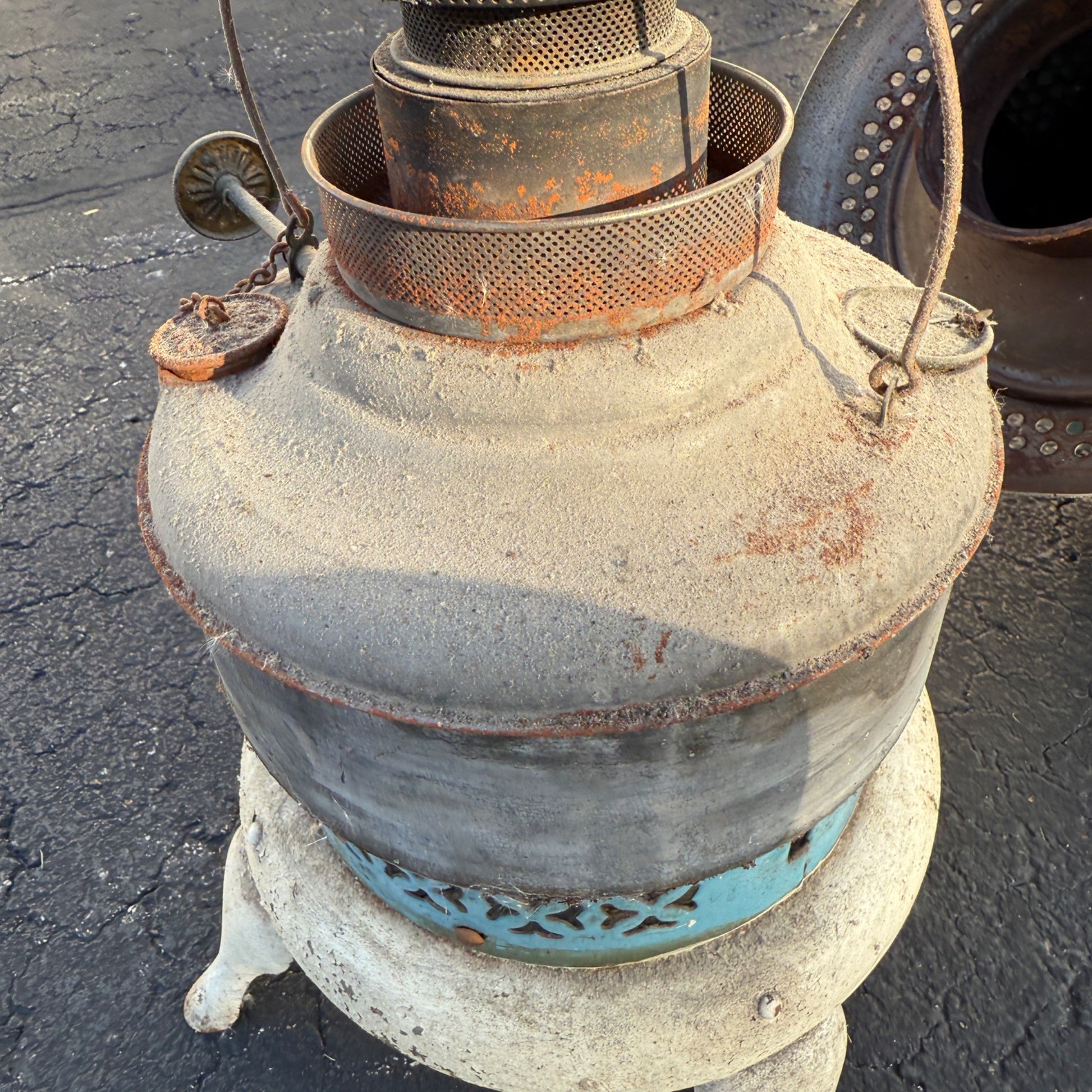 Vintage Perfection #630 Kerosene Oil Heater With Fuel Tank & Burner -Blue Enamel