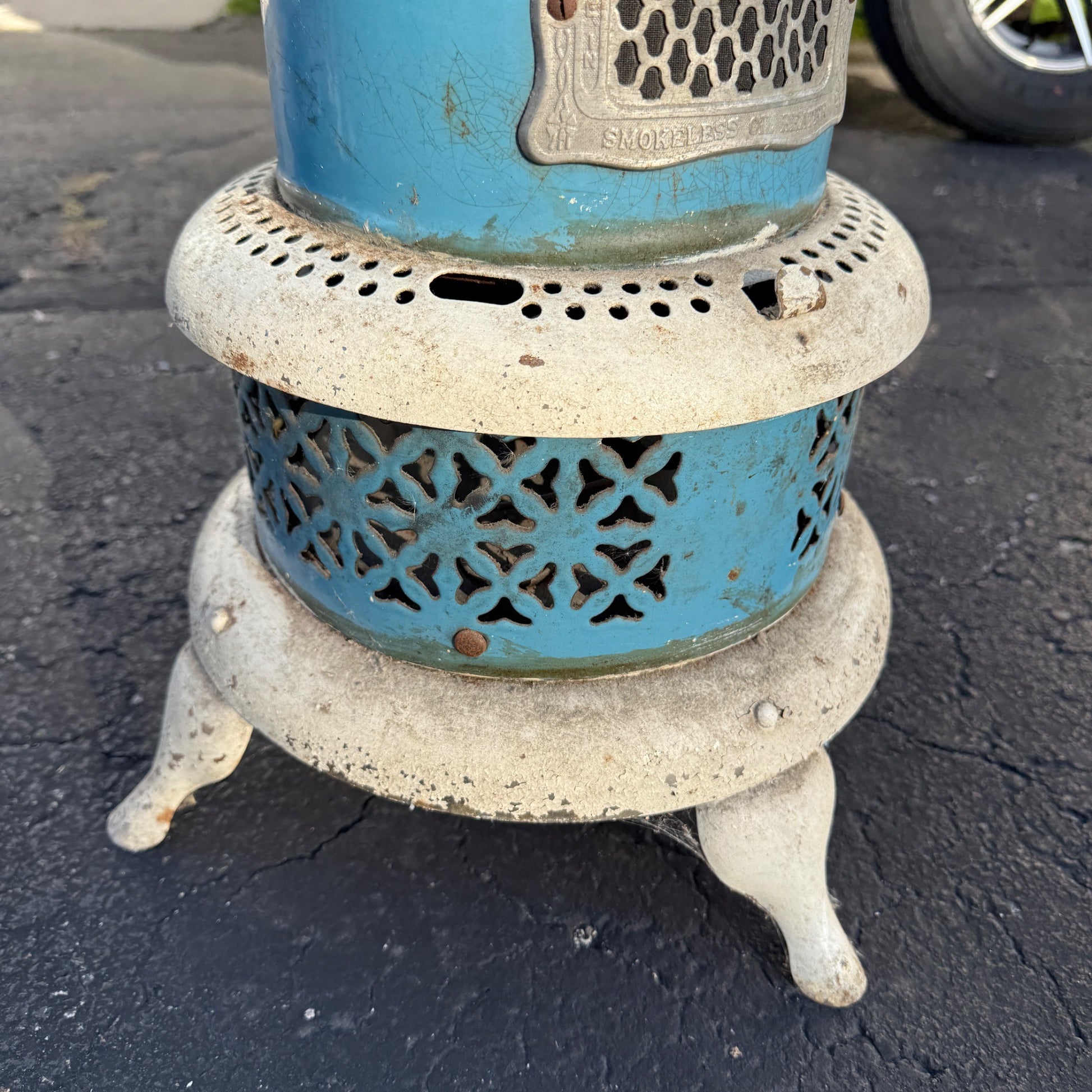 Vintage Perfection #630 Kerosene Oil Heater With Fuel Tank & Burner -Blue Enamel