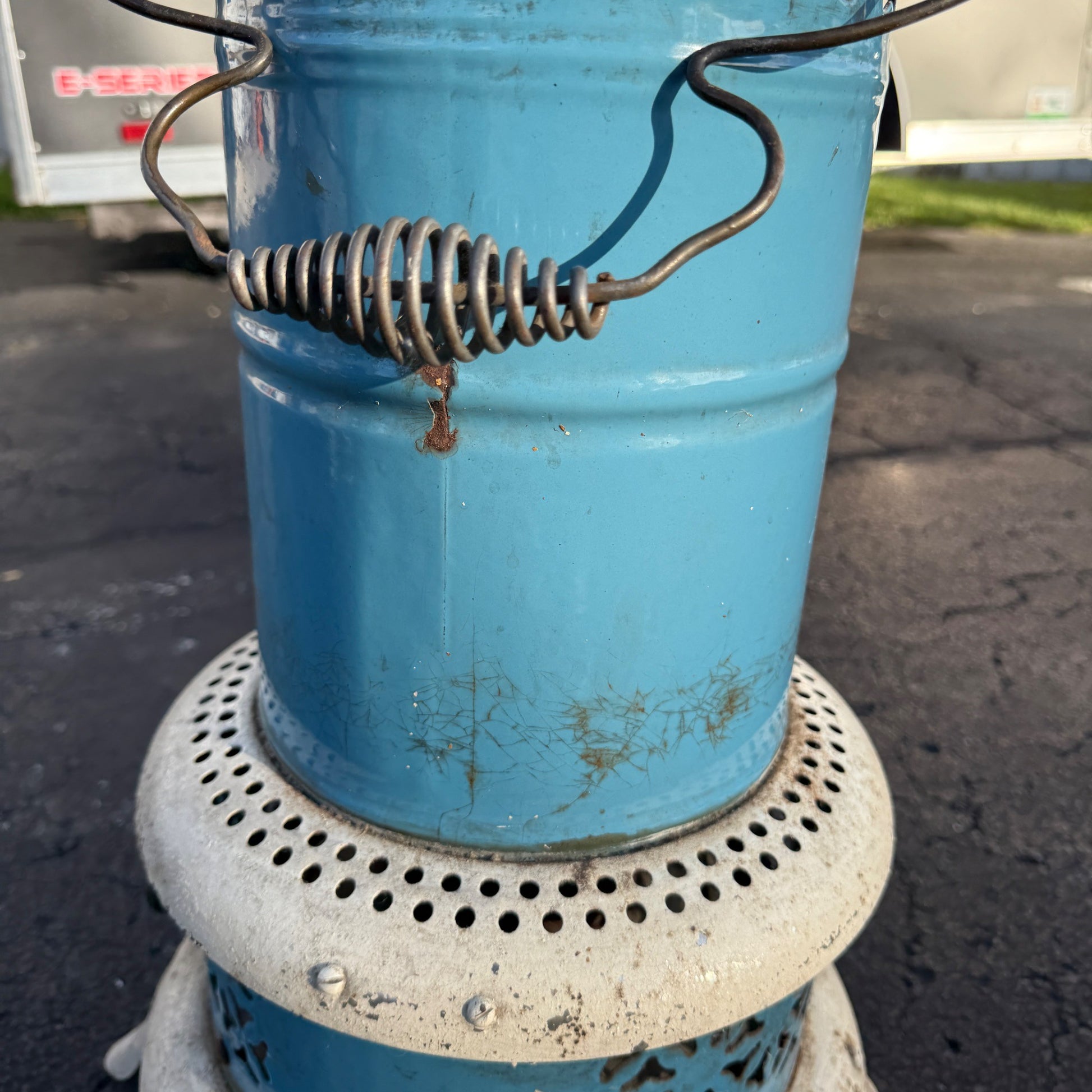 Vintage Perfection #630 Kerosene Oil Heater With Fuel Tank & Burner -Blue Enamel