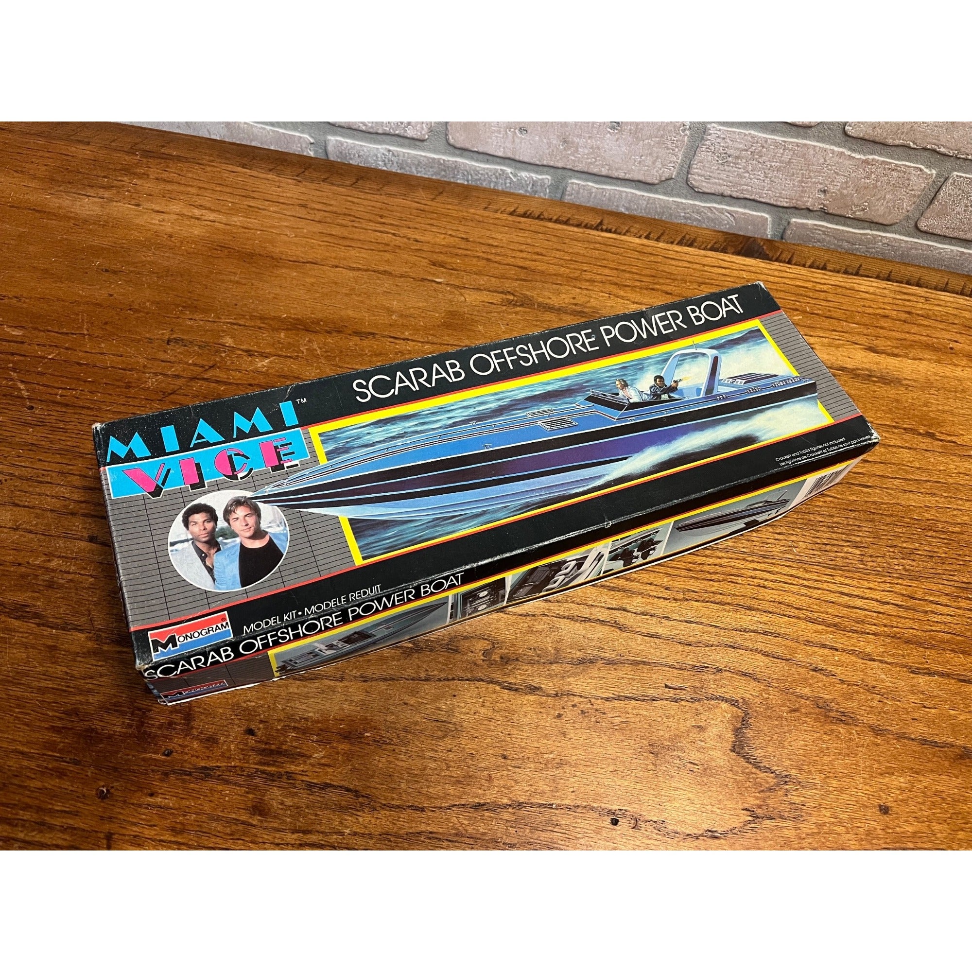 Monogram Miami Vice Scarab Boat 1986 Model in Open Box #3104