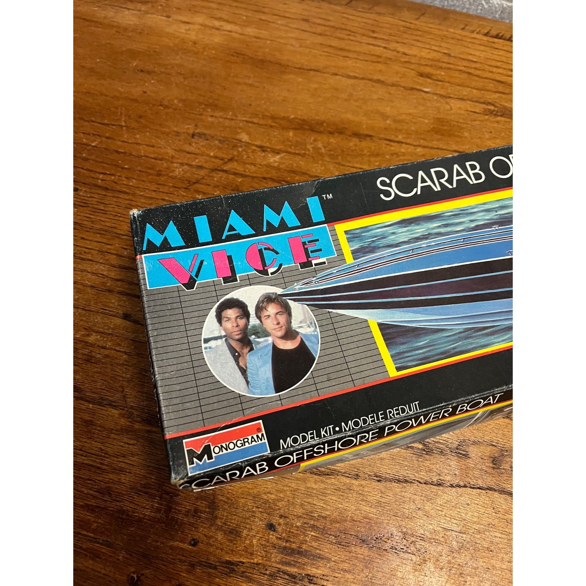 Monogram Miami Vice Scarab Boat 1986 Model in Open Box #3104