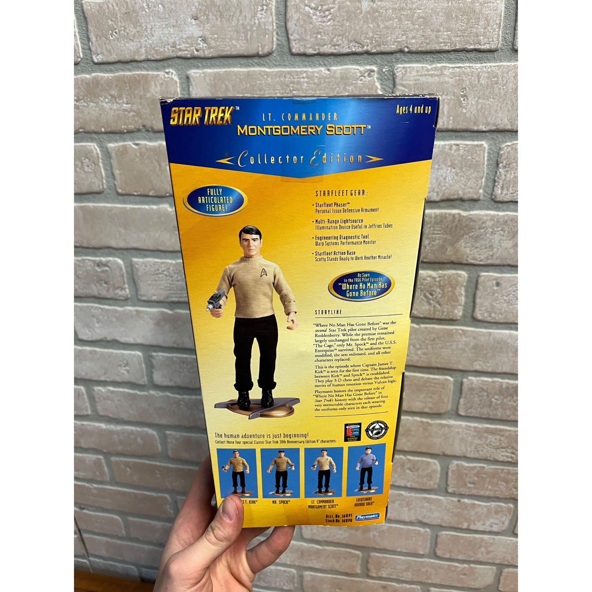 Playmates Star Trek Collector Edition Lt. Commander Montgomery Scott Vintage New