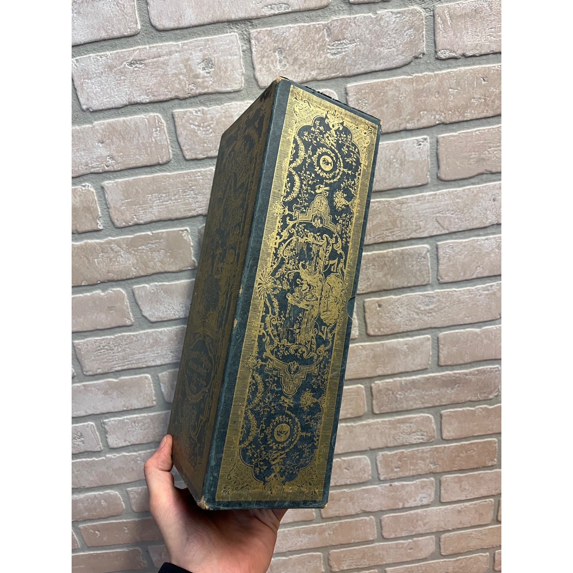 Vintage 1930s O'Connor Goldberg Costume Bootery Chicago Empty Store Display Box