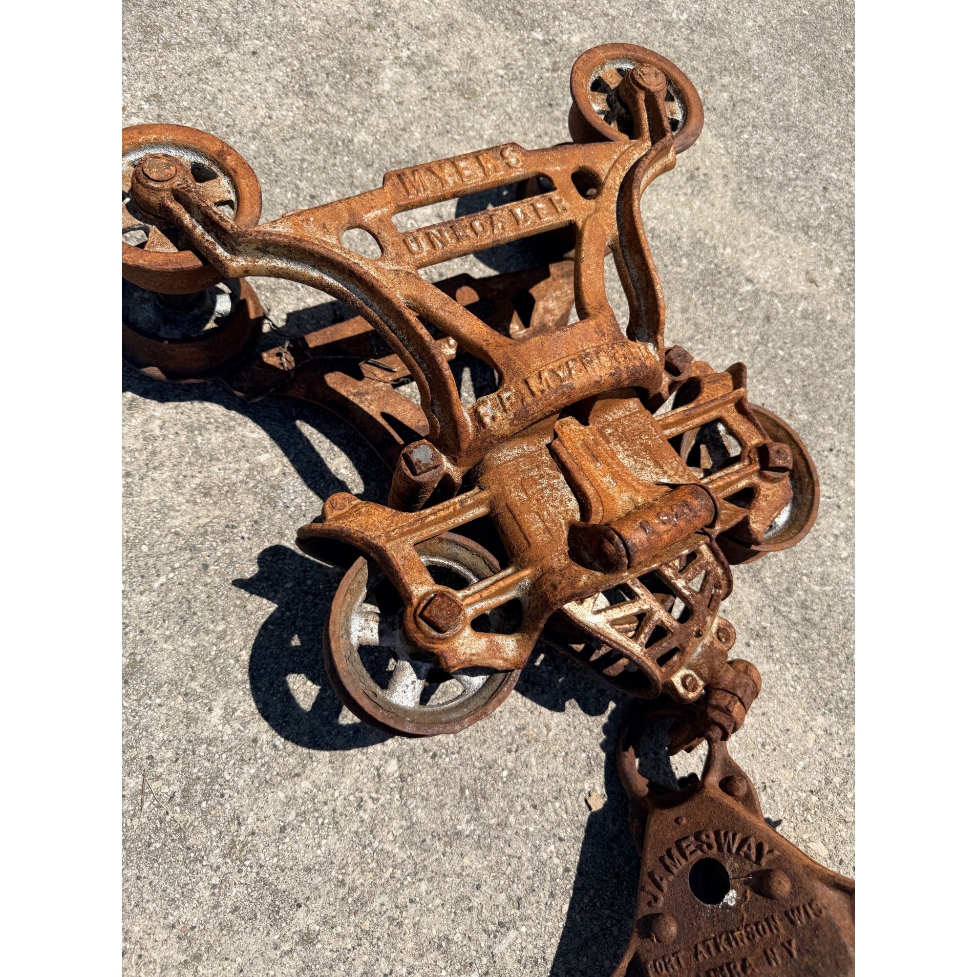 Antique F.E. Myers Unloader Barn Hay Trolley w/ Center Drop Pulley & Jamesway