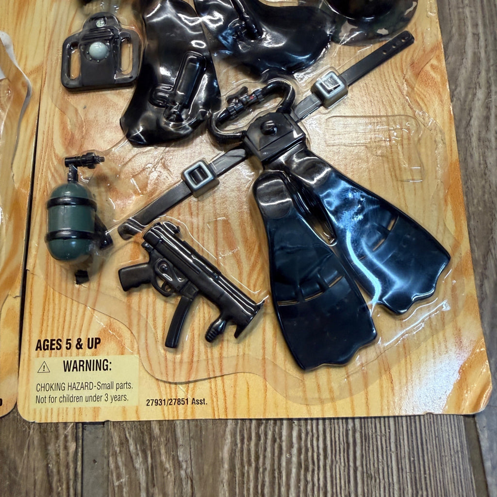 Vintage GI Joe Classic Collection Navy Seal Mission 1990s & MOPP