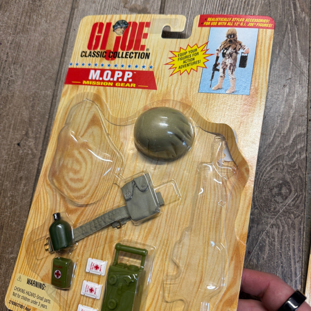 Vintage GI Joe Classic Collection Navy Seal Mission 1990s & MOPP
