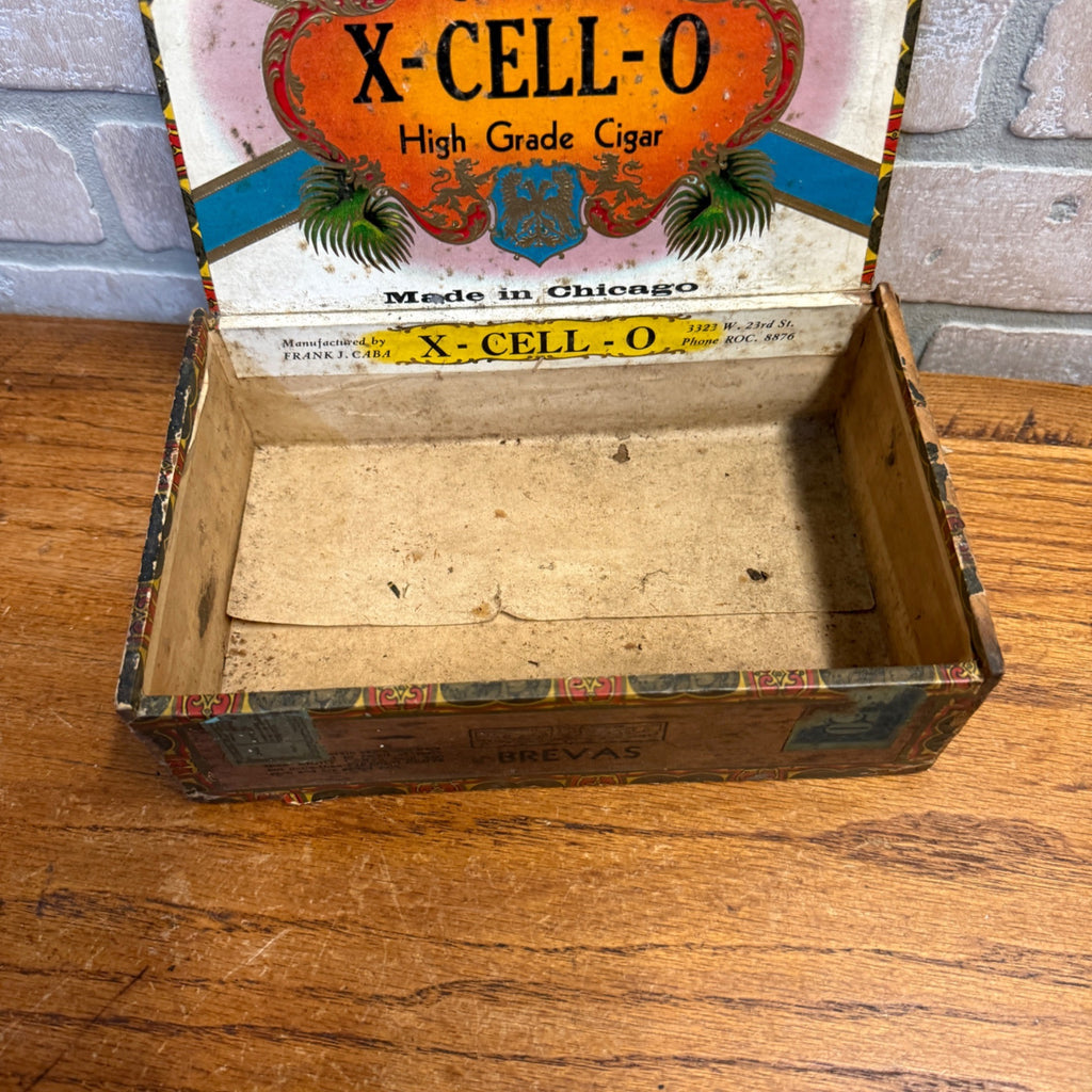 Vintage Wooden Cigar Box Caba's The X-Cell-O Wooden / Chicago, Illinois / Brevas