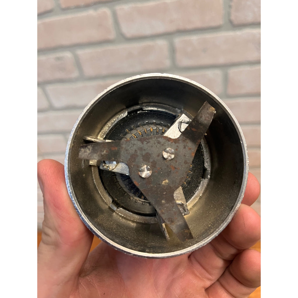 1963 - 1964 CHRYSLER Steering Wheel HORN Button Center