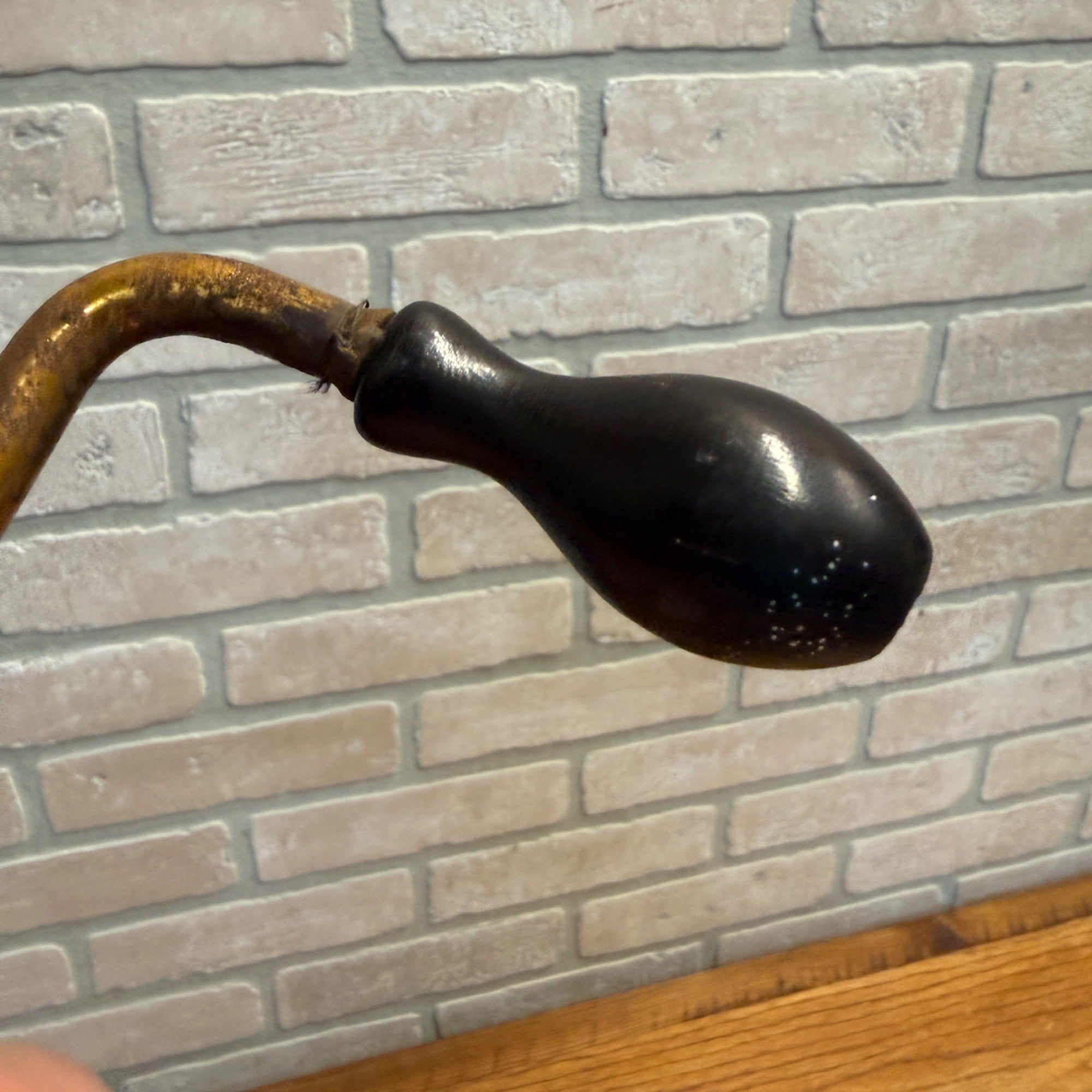 "Victor Victrola Crank Shaft Arm XVI? 6-1/2"