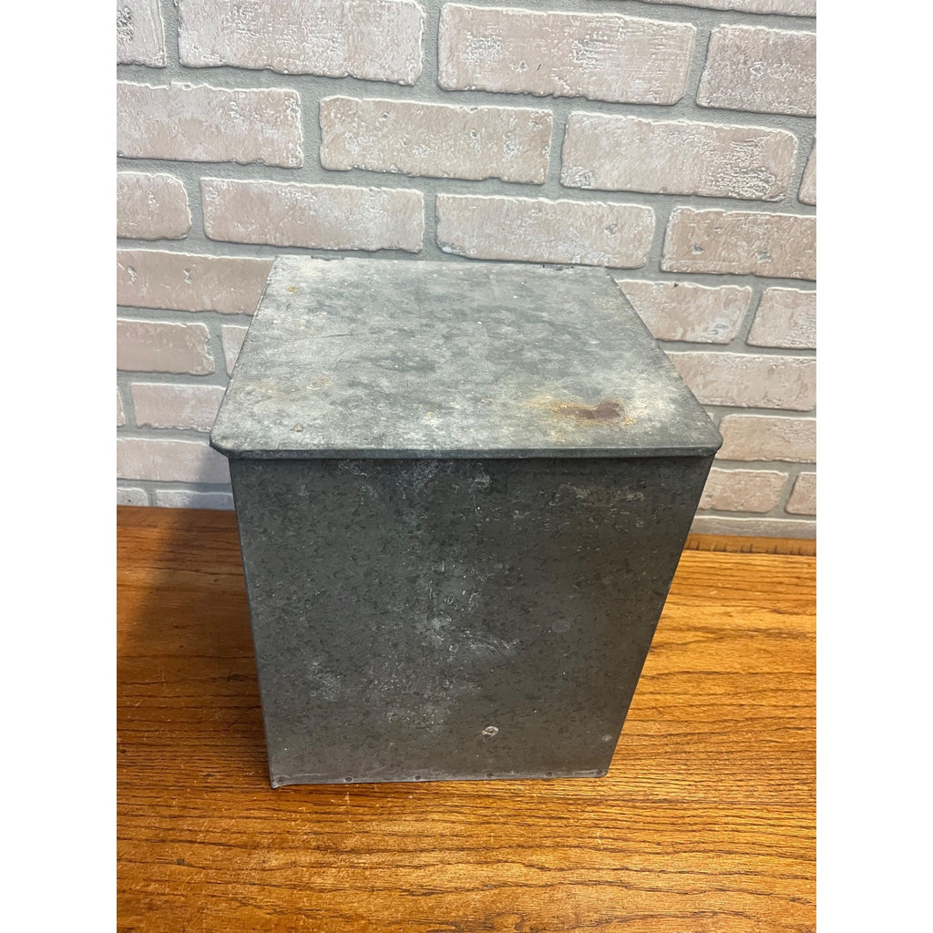 Vintage Fairmont Milk Dairy Front Porch Metal Milk Man Box Galvanized Advertising