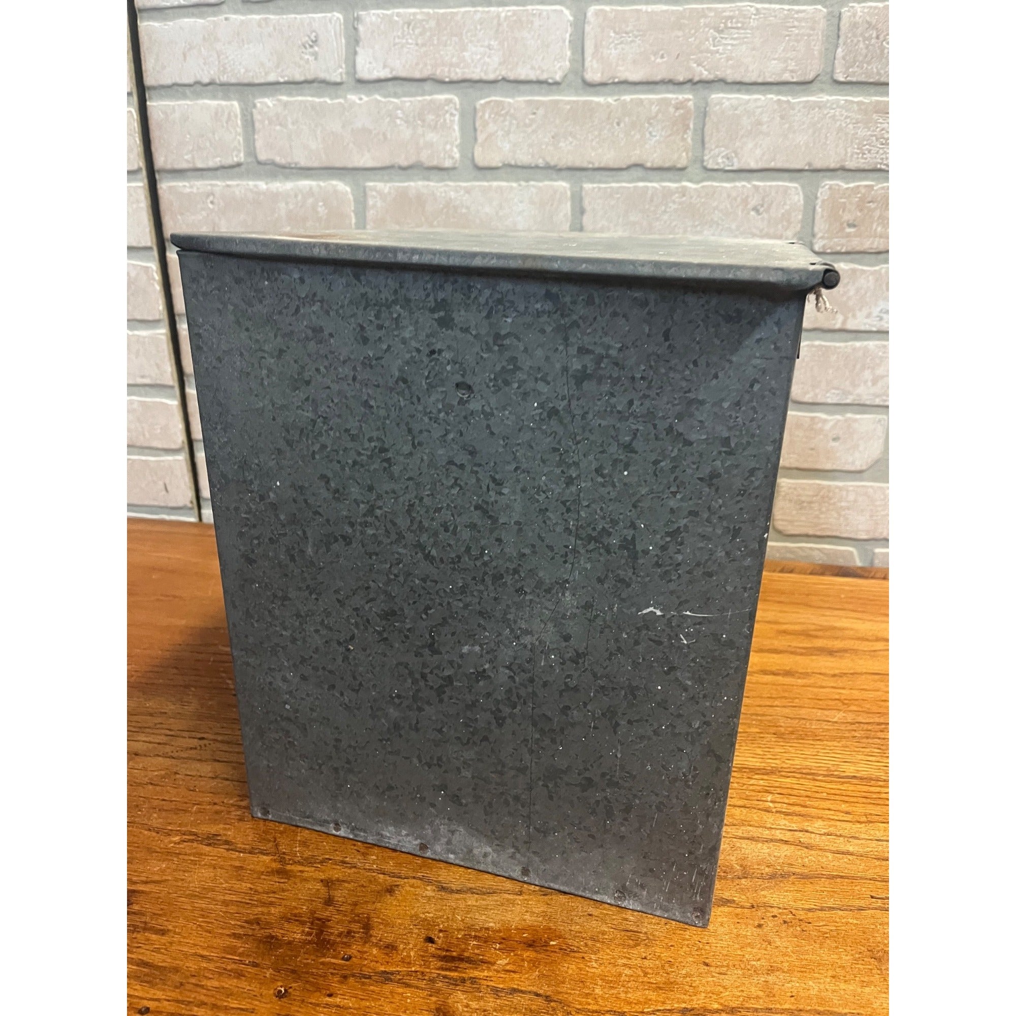 Vintage Fairmont Milk Dairy Front Porch Metal Milk Man Box Galvanized Advertising