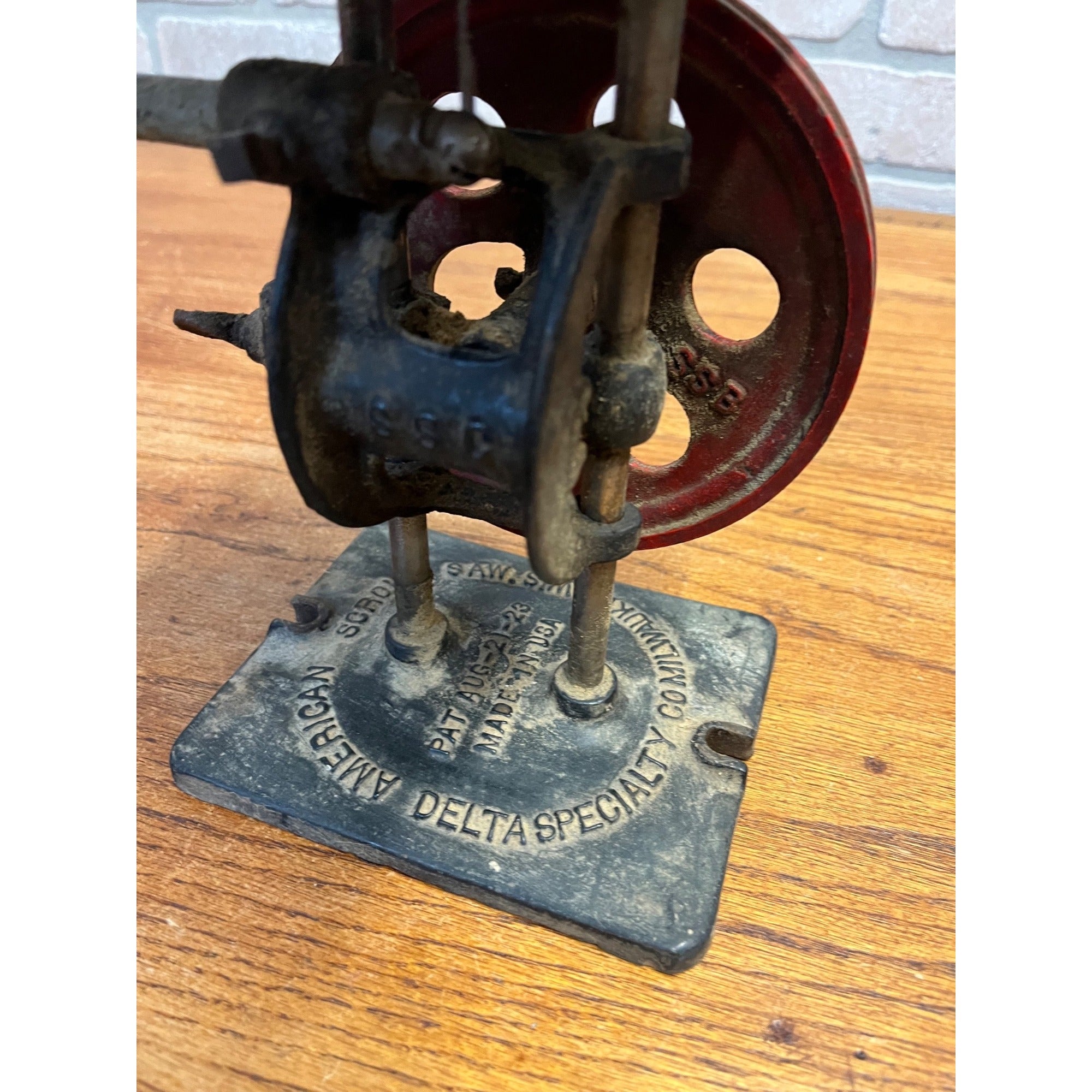 Vintage Handcrank American Scroll Saw Circa 1920S. Milwaukee. Delta Specialty Co