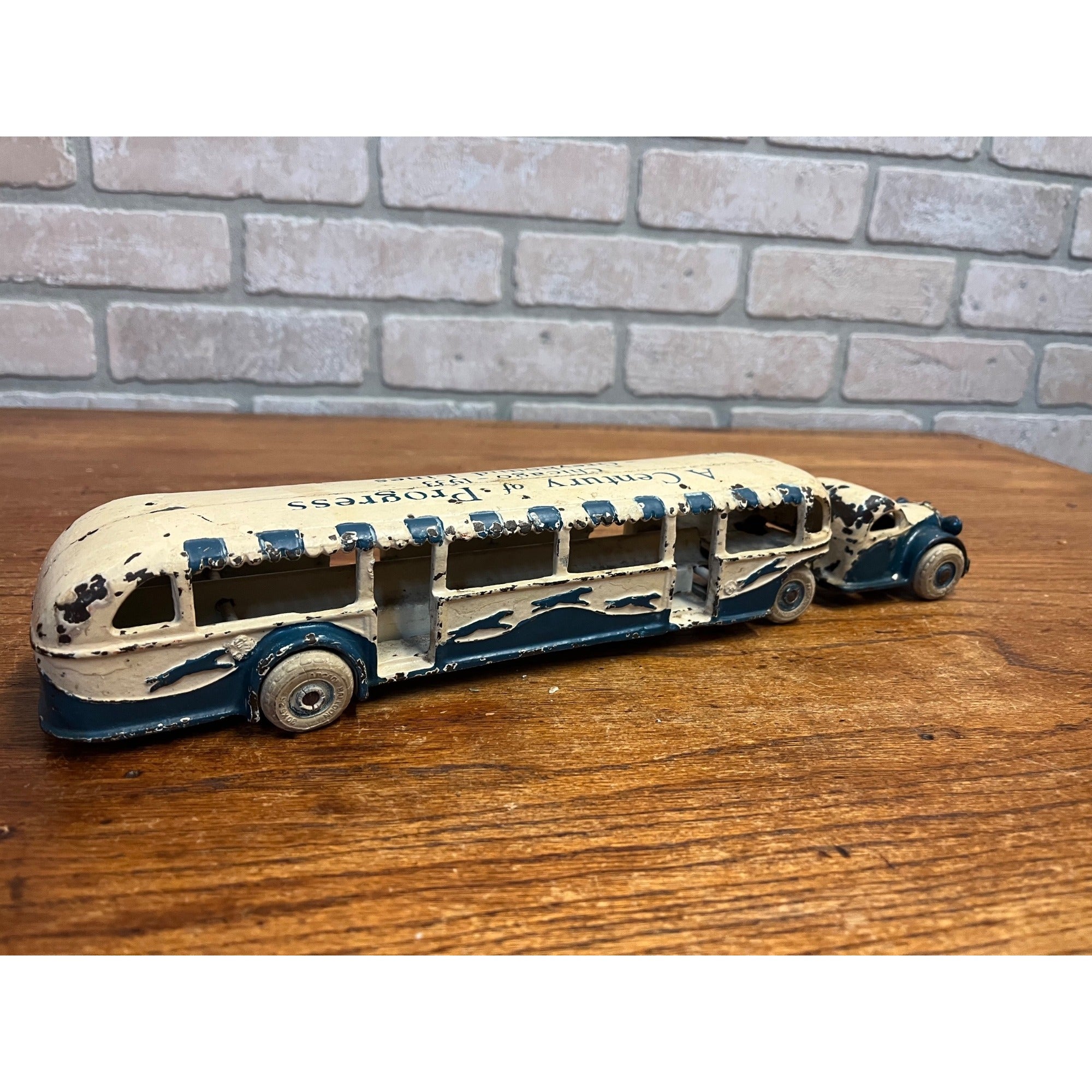 Original Arcade Cast Iron Century of Progress Chicago 1933 Greyhound Tandem Bus Toy