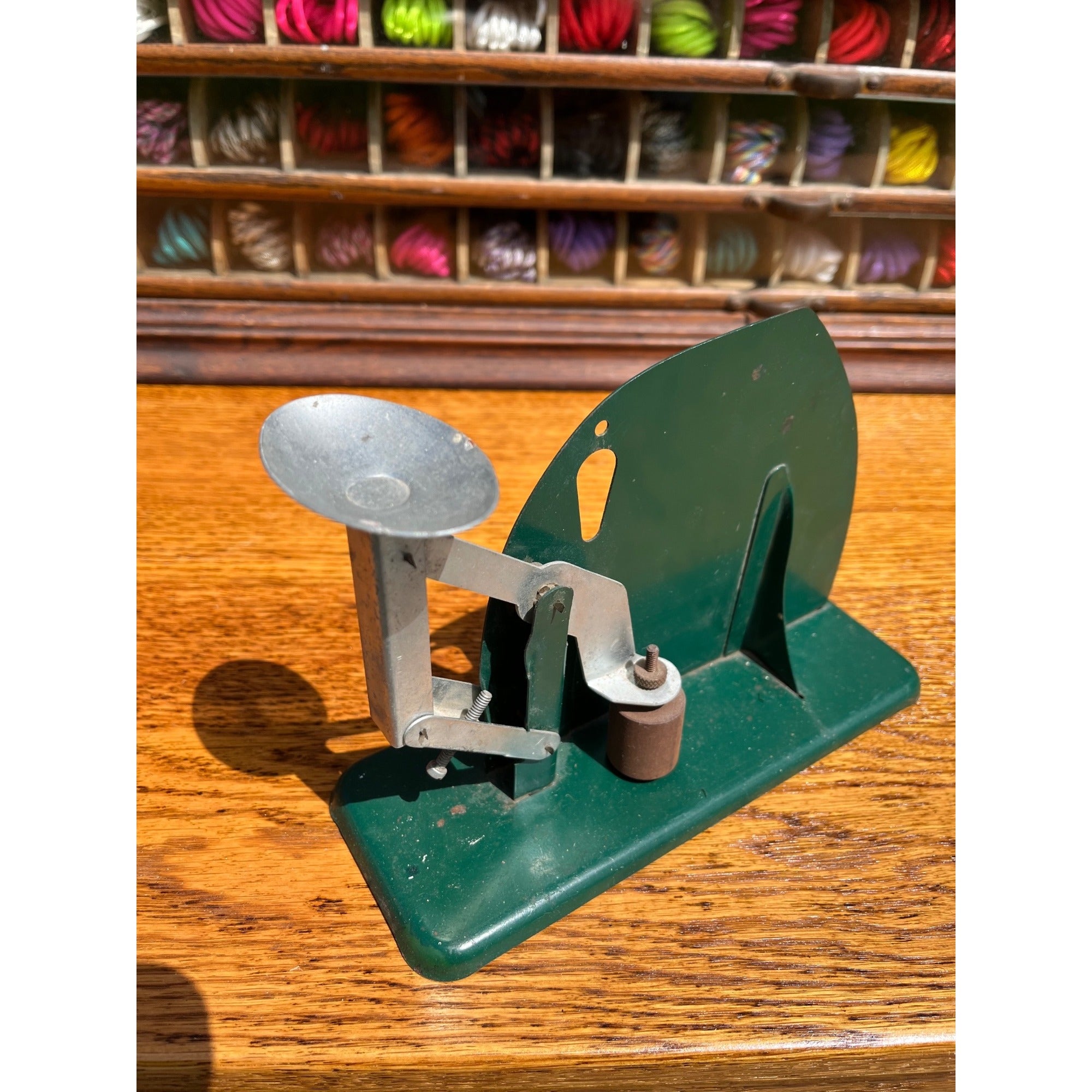 Original Vintage Egg Scale "Jiffy-Way" Green Metal Primitive Kitchen Decor