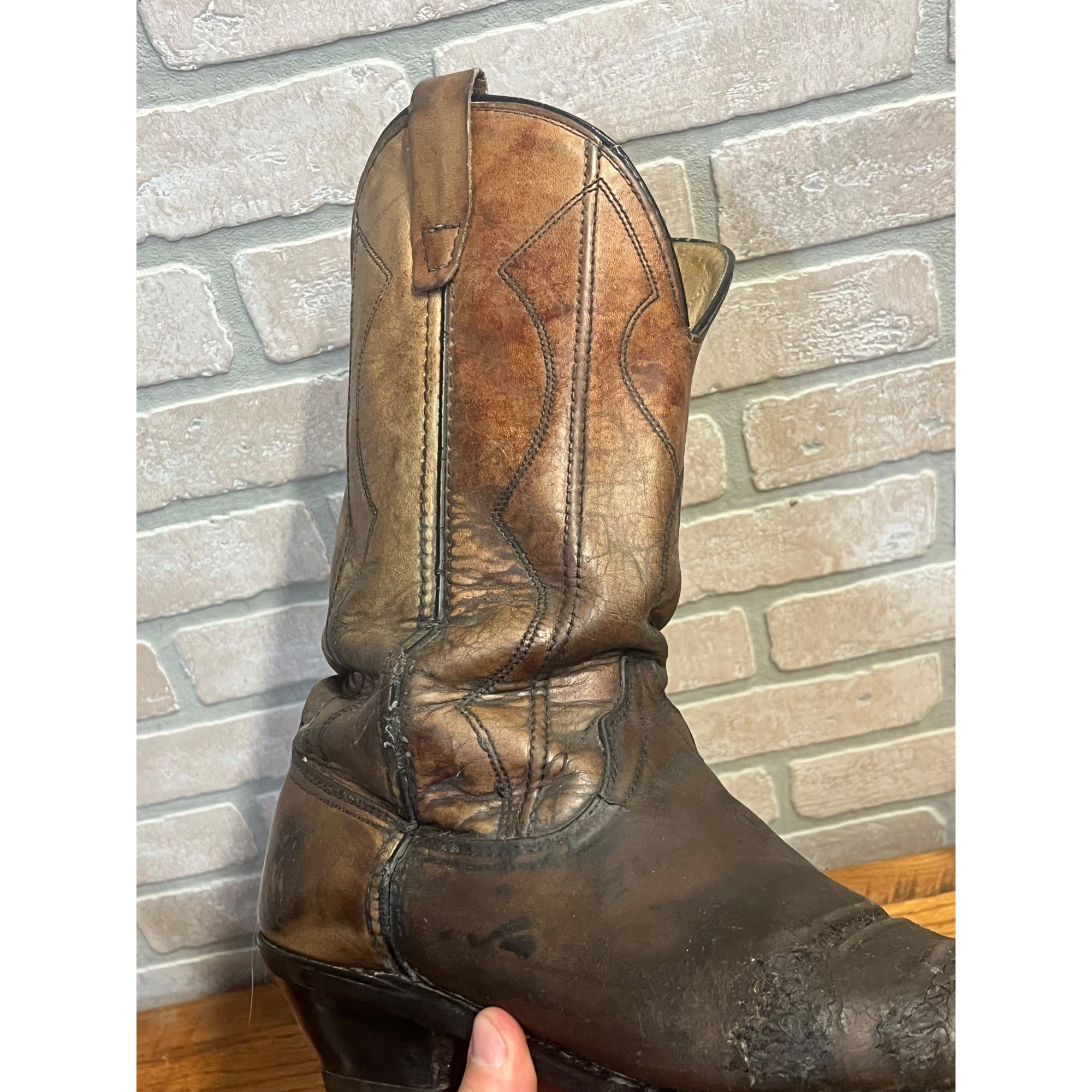 Vintage Men's Wrangler Leather Cowboy Western Boots Size 9.5D