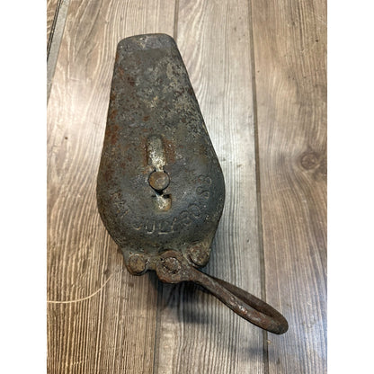 Antique Cast Iron Snatch Block Industrial Logging Rigging Barn Pulley Pat 1888