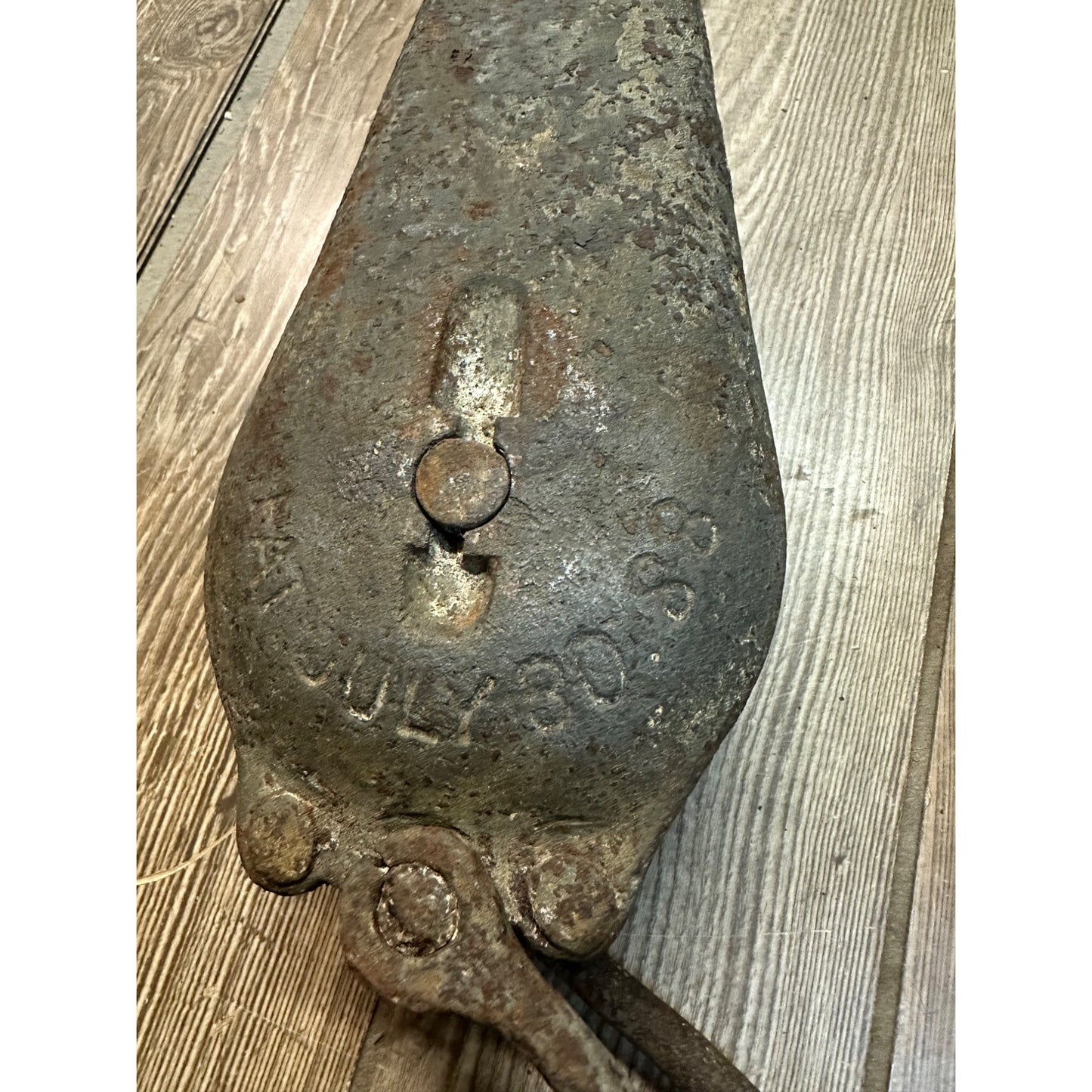 Antique Cast Iron Snatch Block Industrial Logging Rigging Barn Pulley Pat 1888