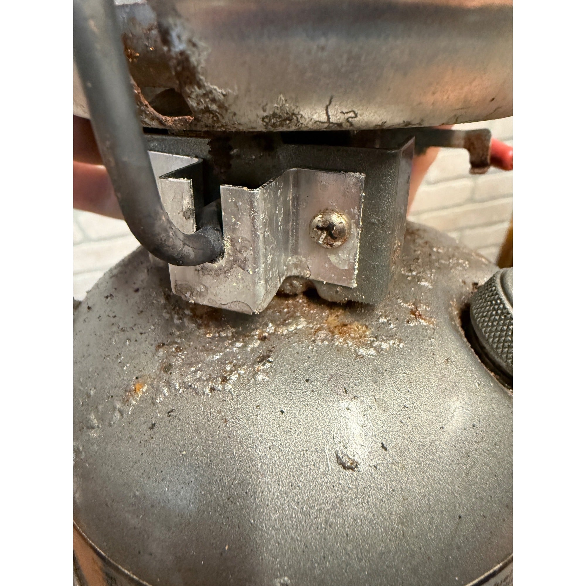 1994 Coleman Fuel & Unleaded Gas Duel Fuel Stove Model 533 Grey with Grey Case