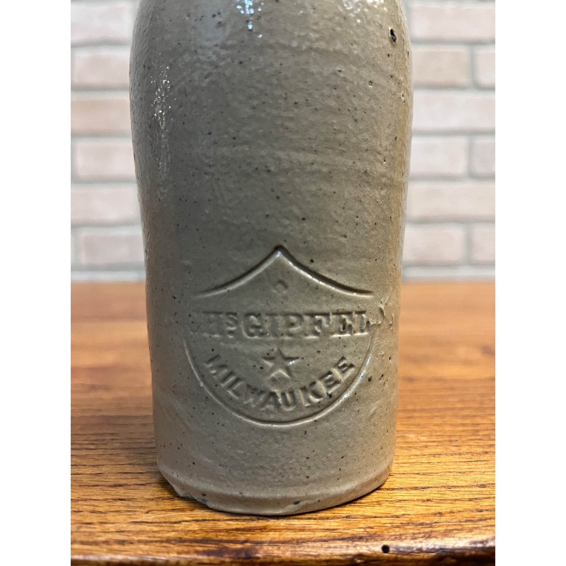 Antique Charles Gipfel Union Brewery Milwaukee Wis. Clay Stoneware Beer Bottle