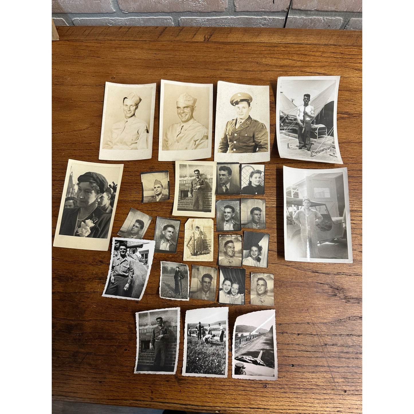 Original WWII 32nd Armored Army ID'd Soldier Ephemera Snapshots Photos++