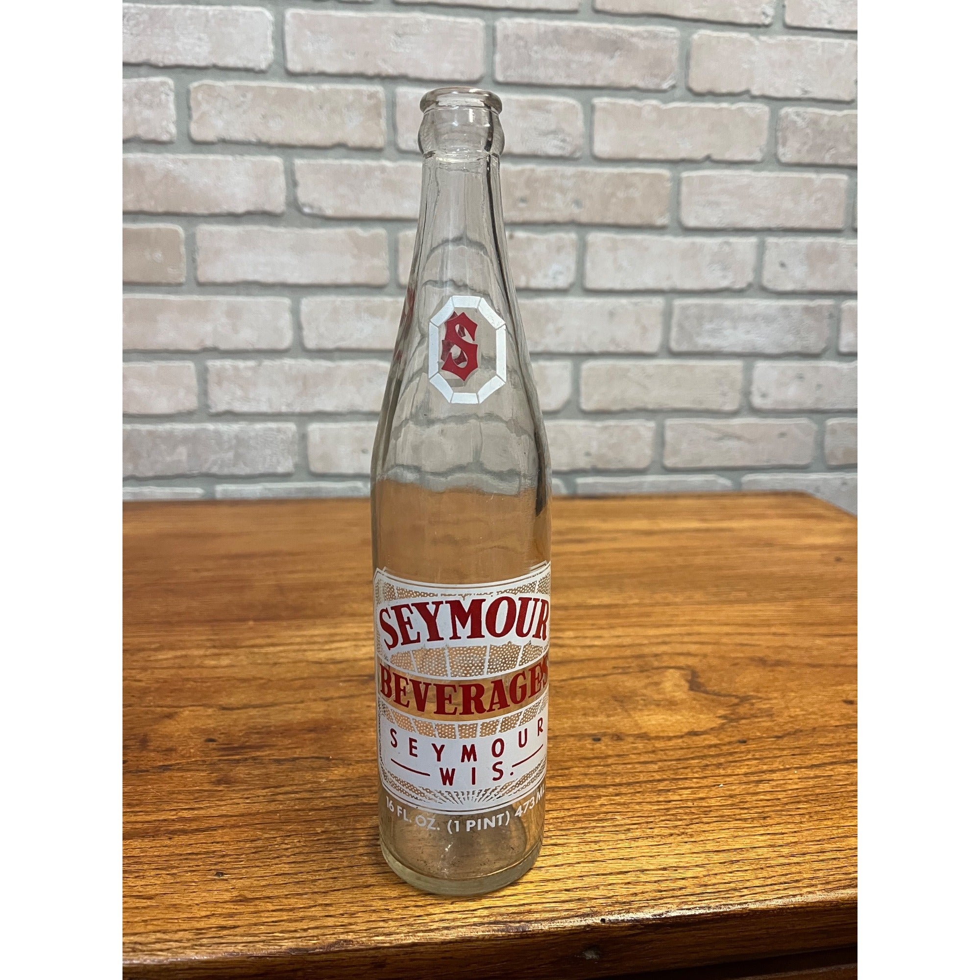 Vintage Seymour Beverages ACL 16oz Clear Glass Soda Bottle Wisconsin Wis WI