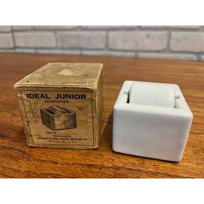 Vintage Sengbusch Ideal Junior Stamp Moistener Wheel Wetter White Porcelain 2"