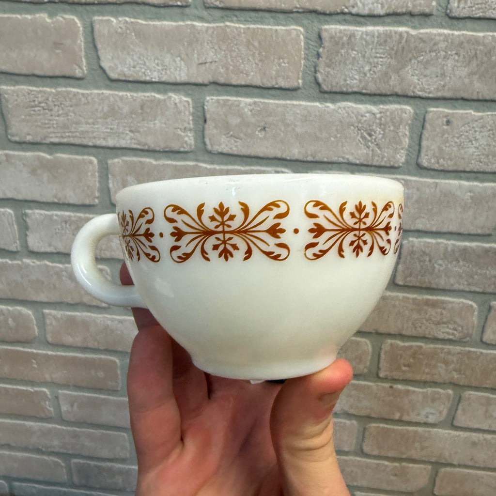 (3) Retro Waffle House Milk Glass Corning Ware Tea Coffee Cups 701 Mid Century