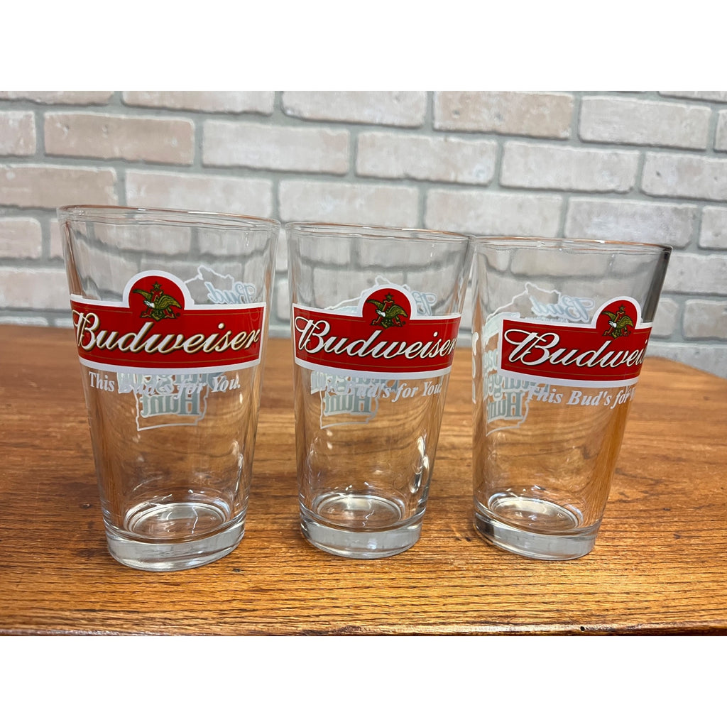 Budweiser Beer Bar Glasses Lot (3) Lake Winnebago Sturgeon Hunt Spearing Fishing