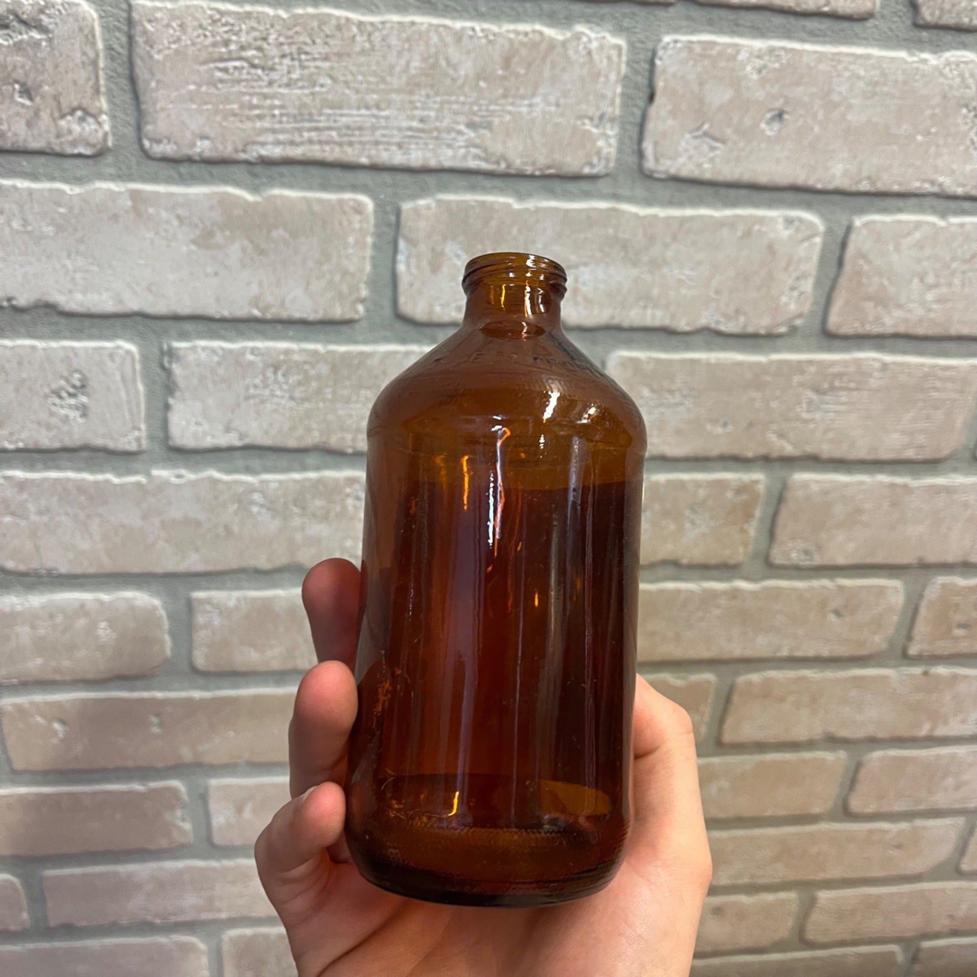 Old German Style Beer (Peter Hand Brewing) Brown Bottle Chicago IL Stubby
