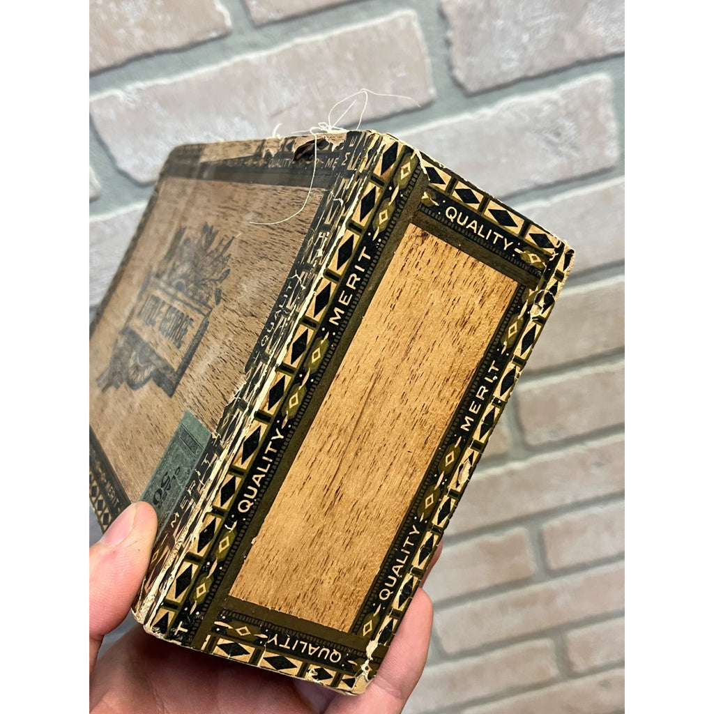 Vintage Little George Washington Wooden Cigar Box Advertising Wisconsin