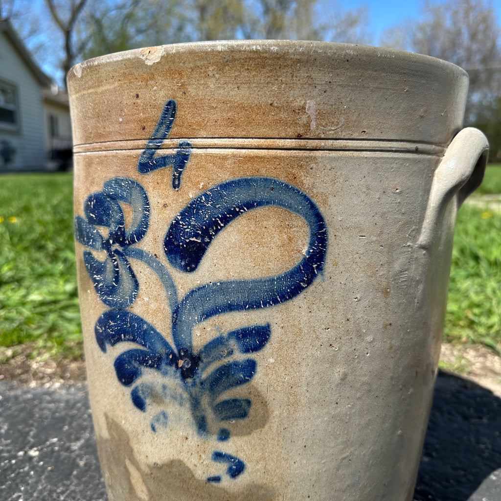 4 Gall Milwaukee Stoneware Co Wisconsin Ornately Decorated Cobalt Crock Churn